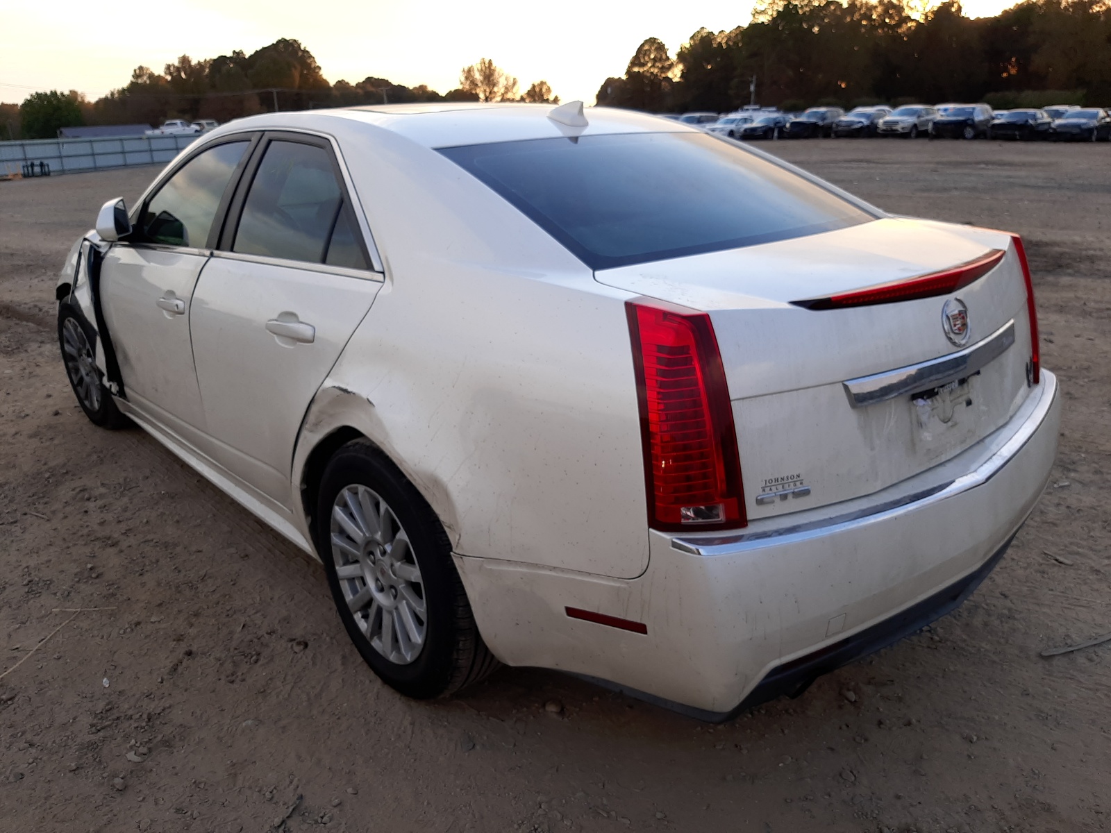 Фото 3 с аукциона – 2011 CADILLAC CTS с VIN 1G6DE5EY3B0108911