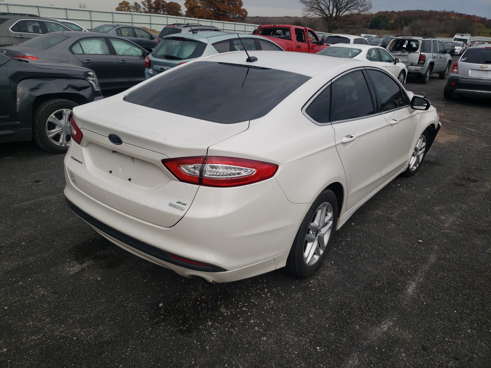 Photo 4 from auction – 2013 FORD FUSION SE with VIN 3FA6P0HR6DR168018