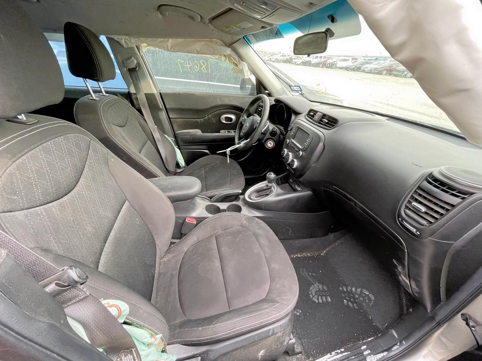 Photo 5 from auction – 2019 KIA SOUL with VIN KNDJN2A26K7639754