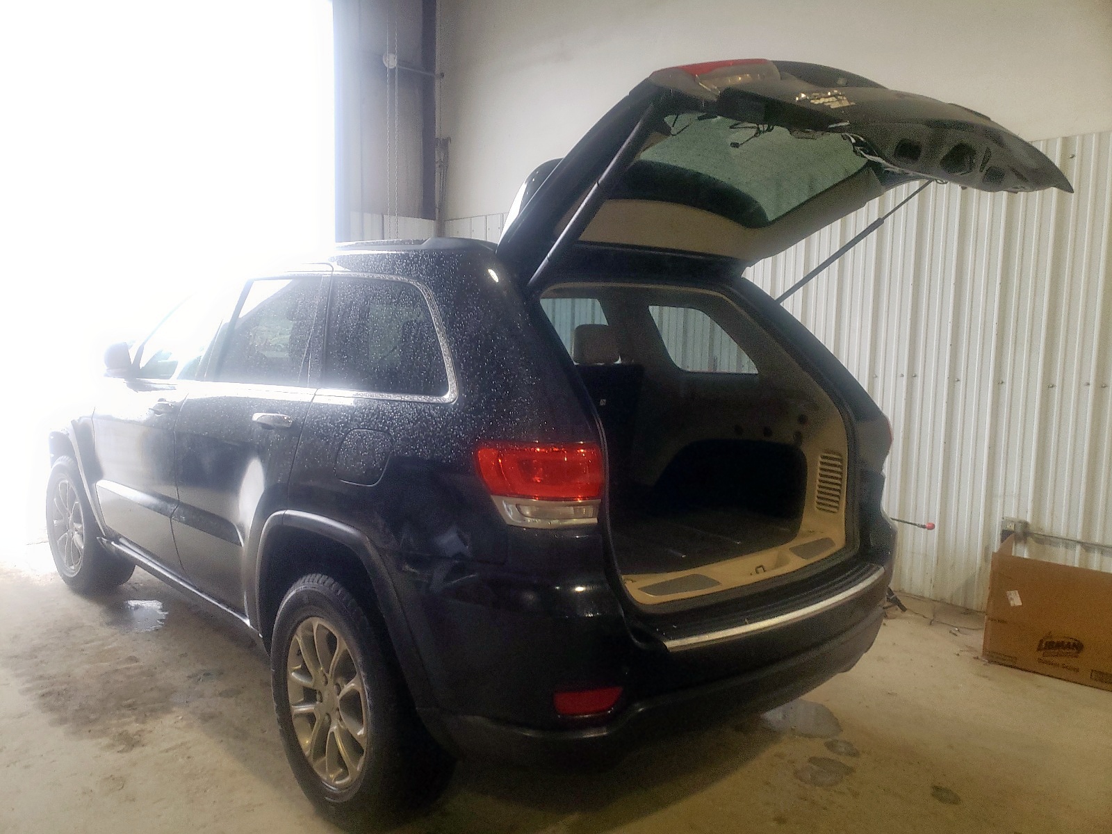 Photo 3 from auction – 2015 JEEP GRAND CHER with VIN 1C4RJFBG6FC183414
