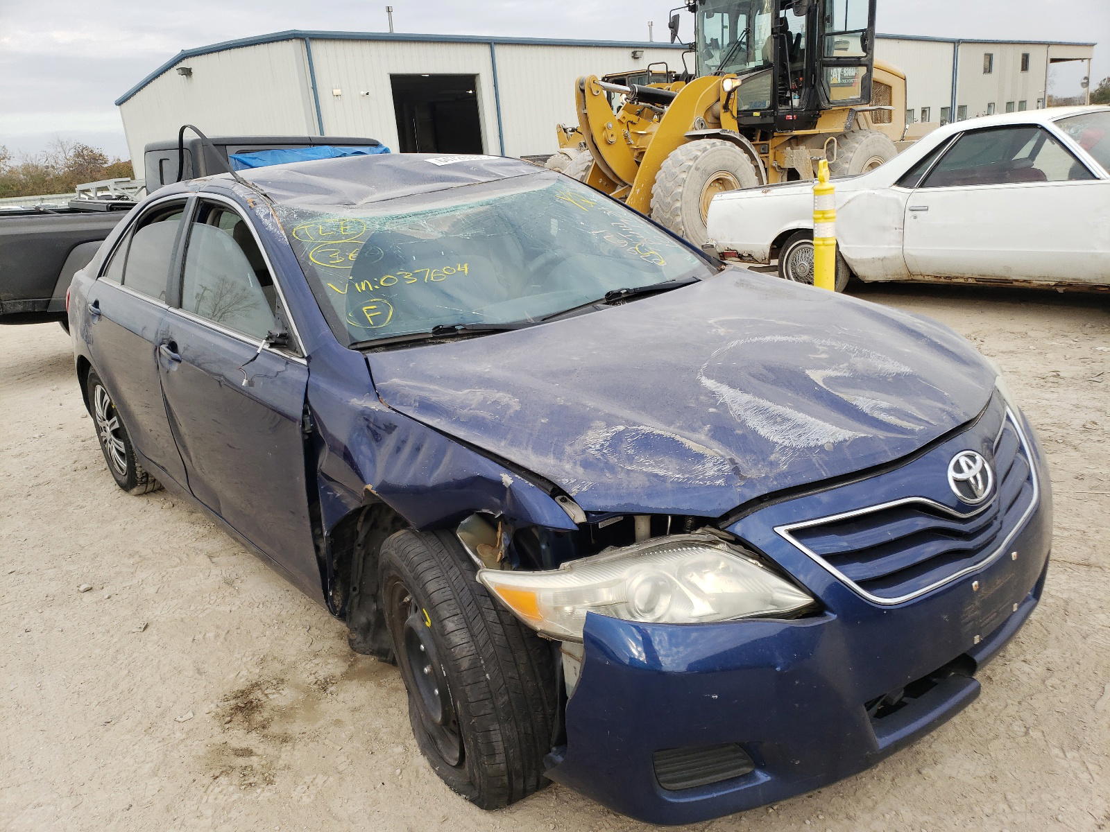 TOYOTA CAMRY BASE 2010 with VIN 4T4BF3EK8AR037604 - Photo from auction