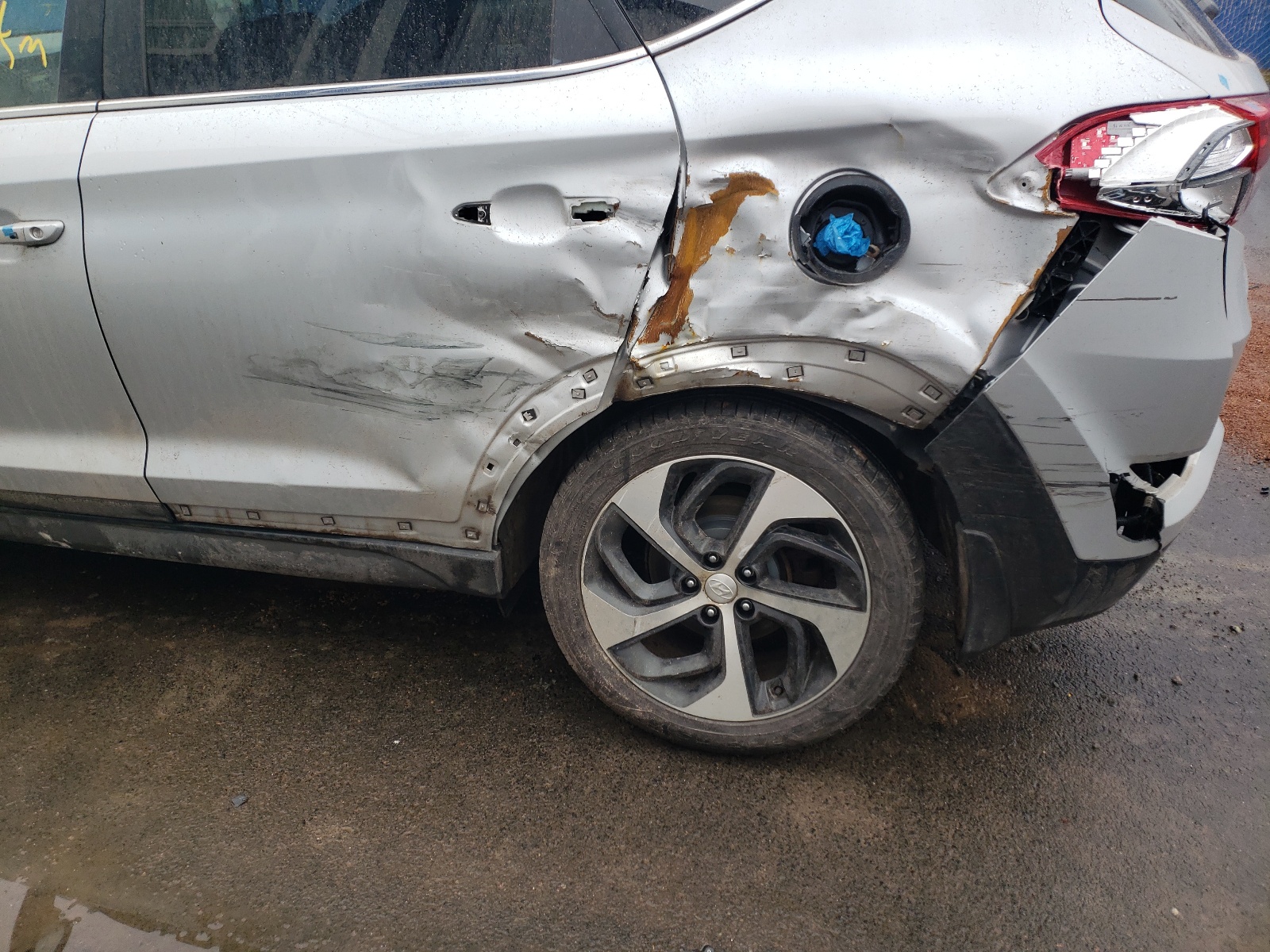 Photo 9 from auction – 2016 HYUNDAI TUCSON LIM with VIN KM8J3CA23GU240509