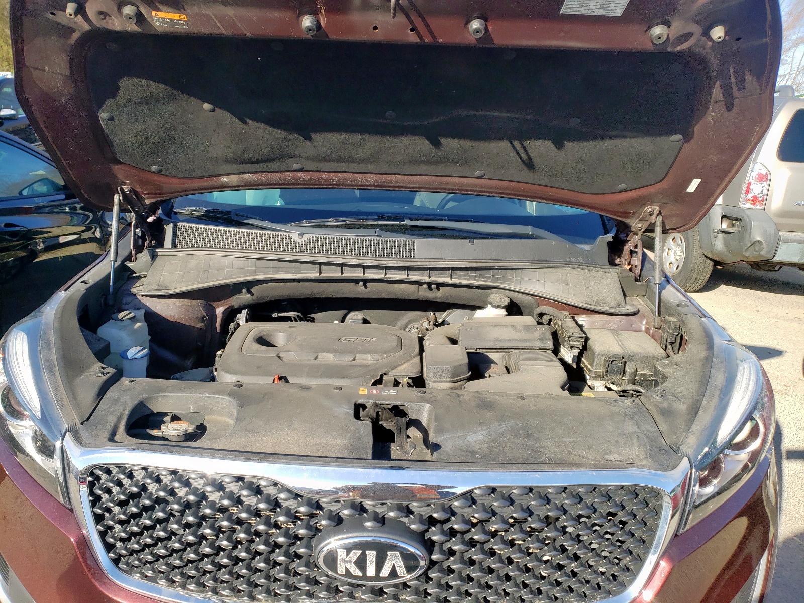 Photo 7 from auction – 2016 KIA SORENTO LX with VIN 5XYPG4A39GG128008
