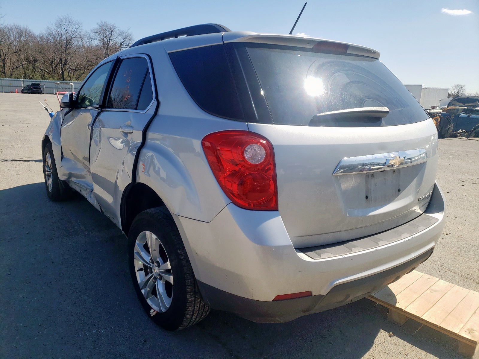 Photo 3 from auction – 2015 CHEVROLET EQUINOX LT with VIN 2GNALBEK3F6407464