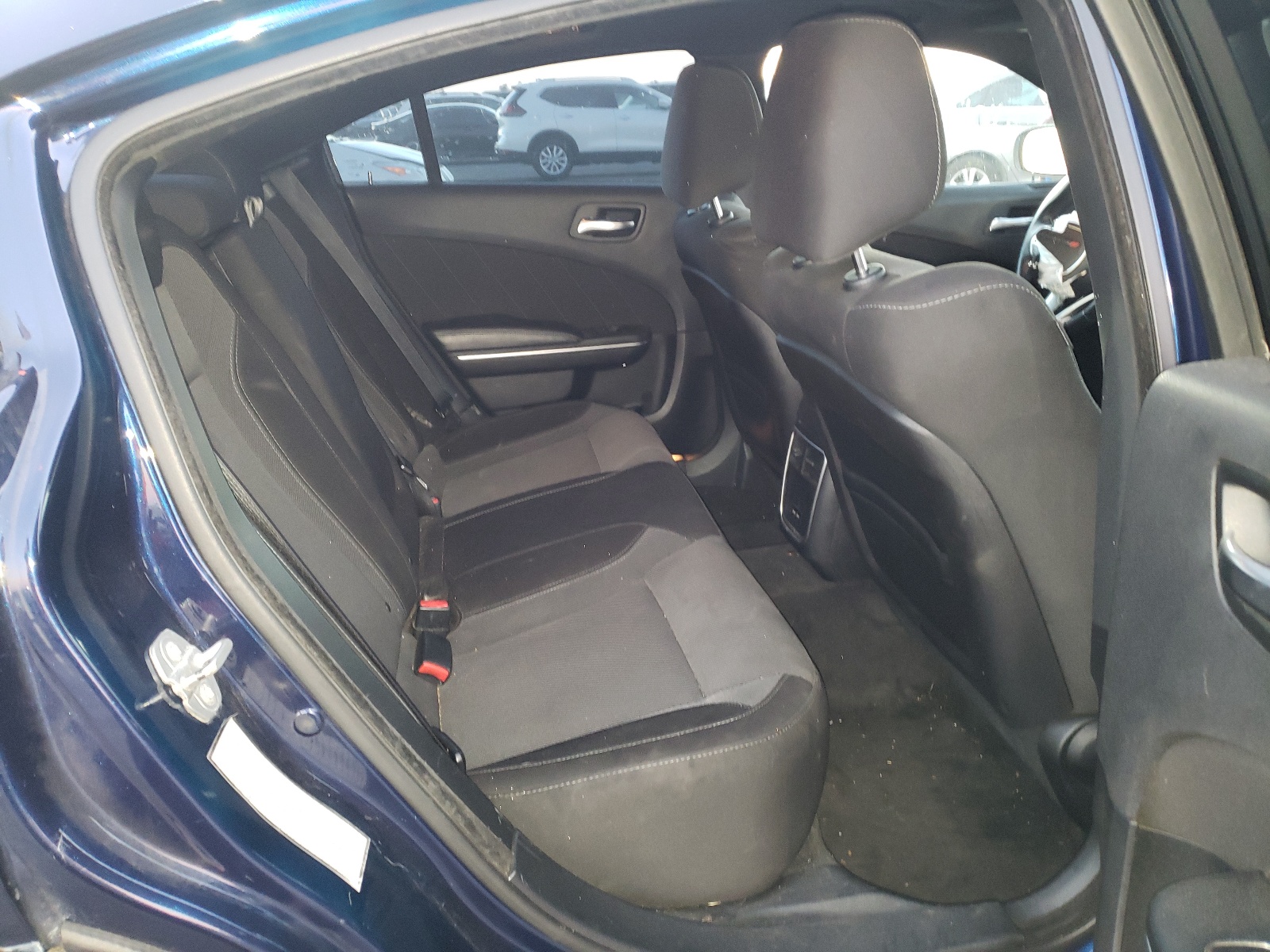 Photo 6 from auction – 2015 DODGE CHARGER SX with VIN 2C3CDXHG8FH846879