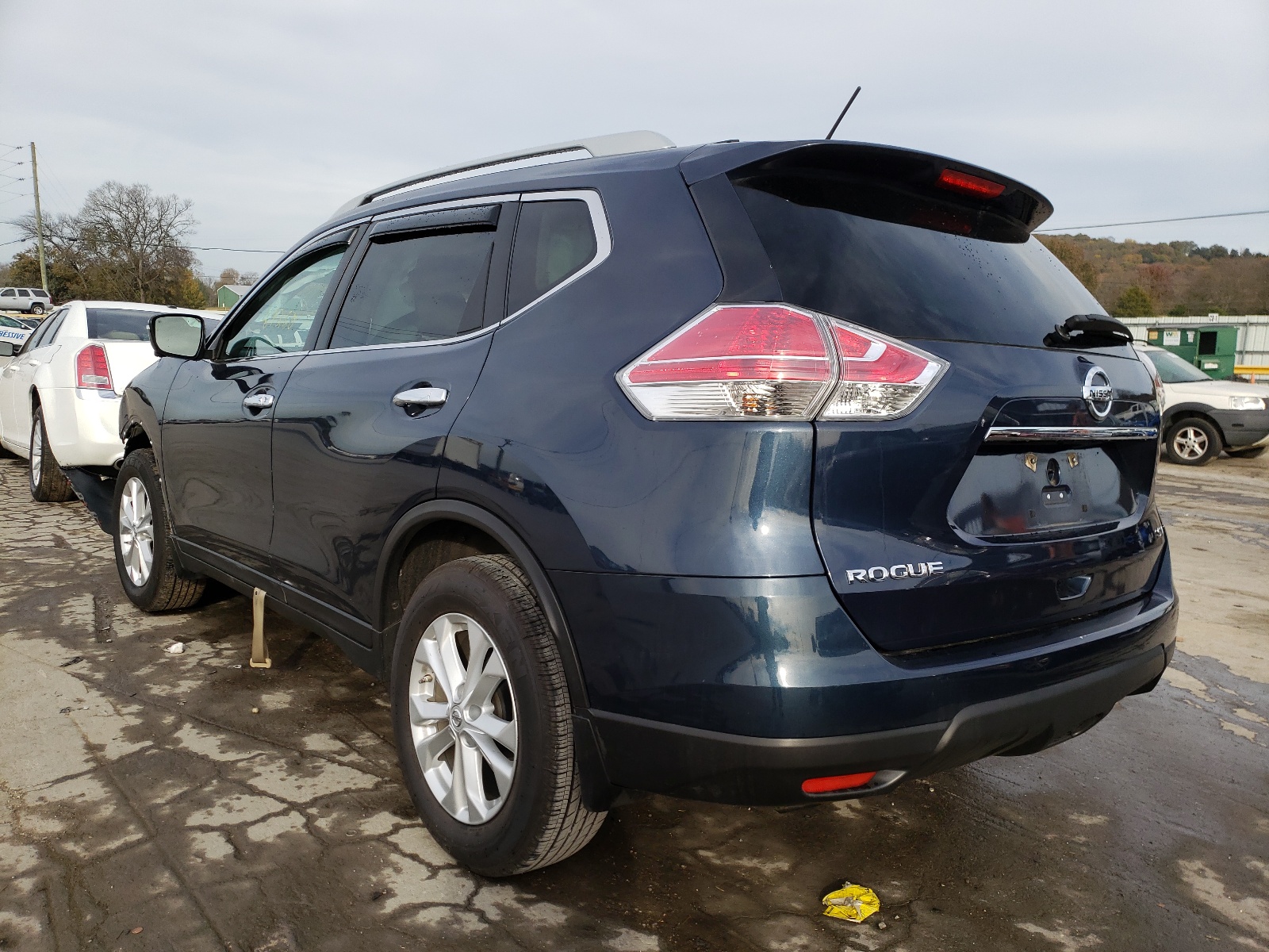 Photo 3 from auction – 2015 NISSAN ROGUE S with VIN 5N1AT2MT5FC923623