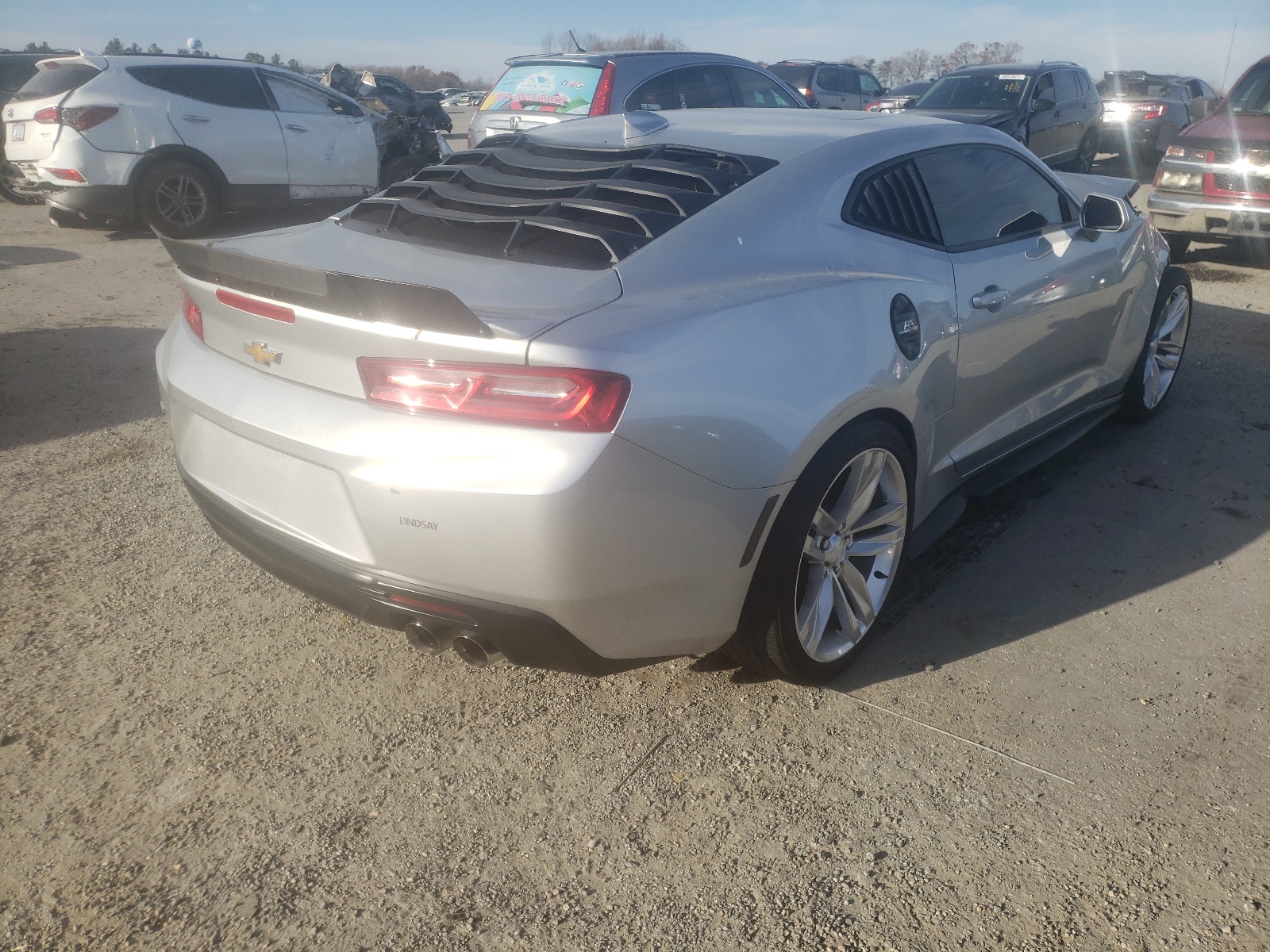 Photo 4 from auction – 2017 CHEVROLET CAMARO LT with VIN 1G1FB1RS2H0106579