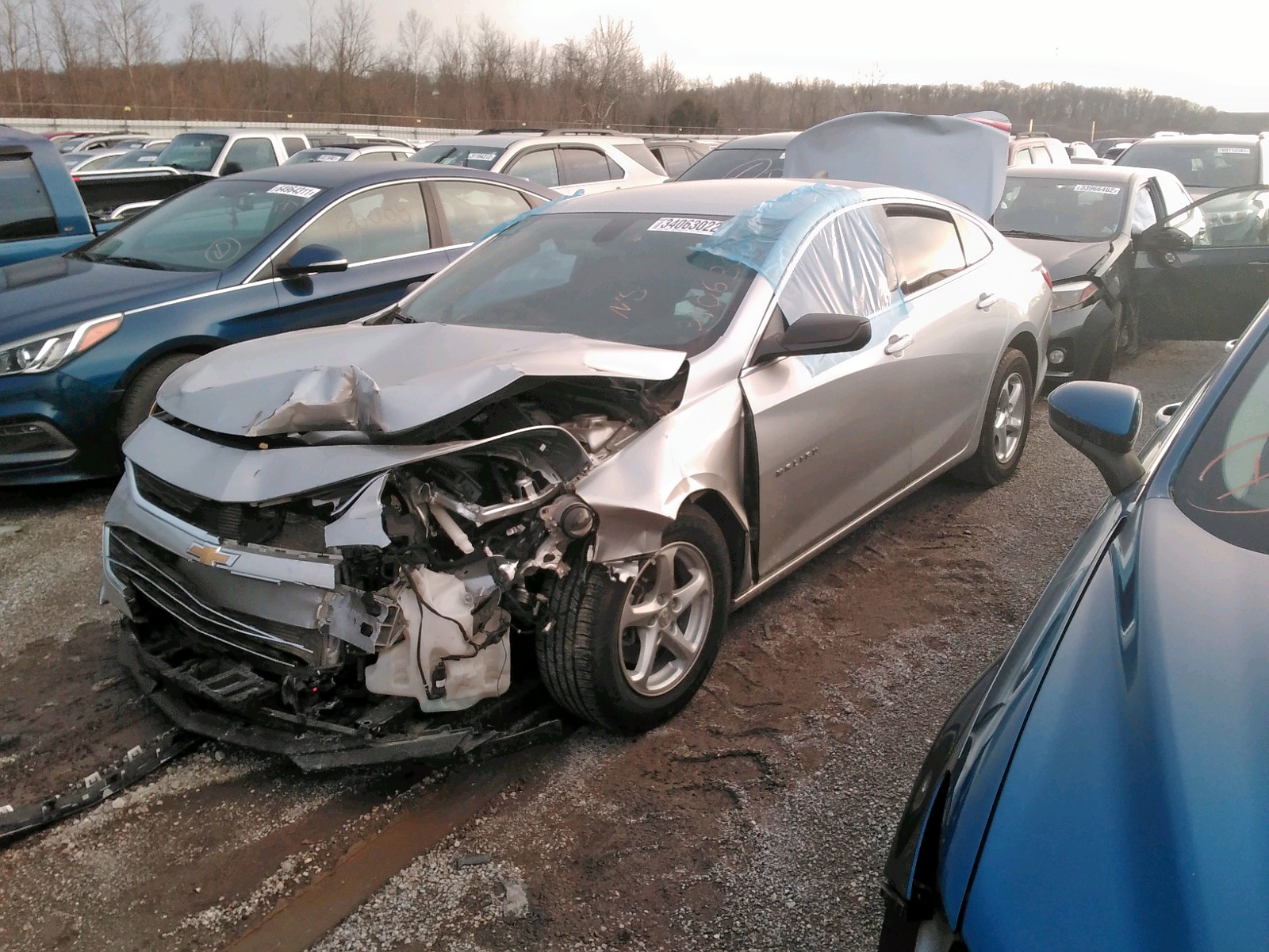 Photo 2 from auction – 2016 CHEVROLET MALIBU LS with VIN 1G1ZB5ST5GF310943