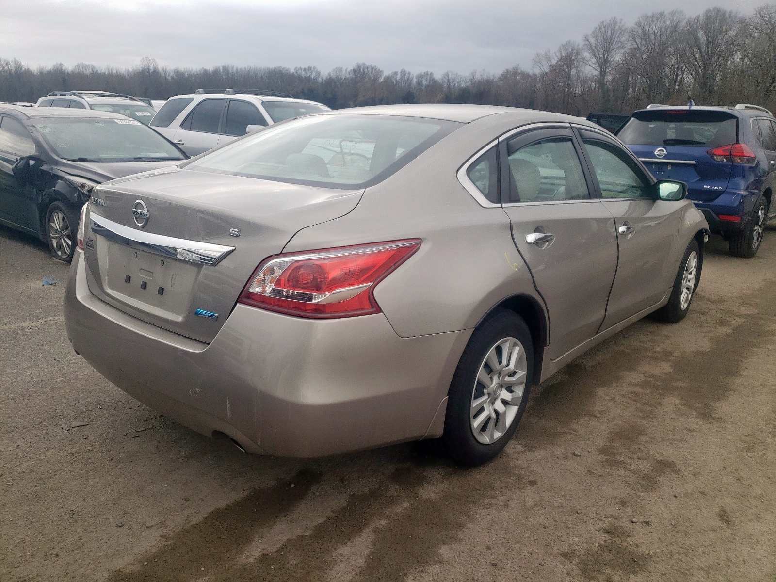 Photo 4 from auction – 2013 NISSAN ALTIMA 2.5 with VIN 1N4AL3AP8DC125573