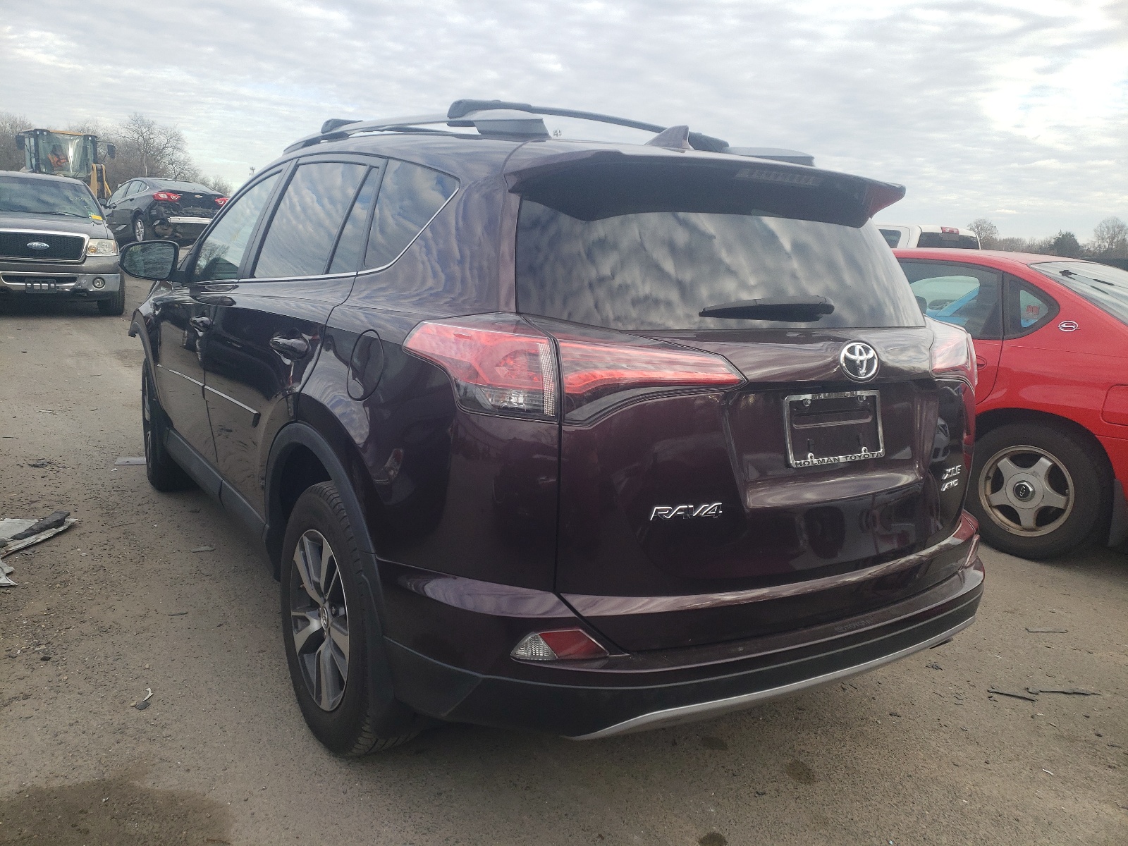 Photo 3 from auction – 2018 TOYOTA RAV4 ADVEN with VIN 2T3RFREV0JW754382
