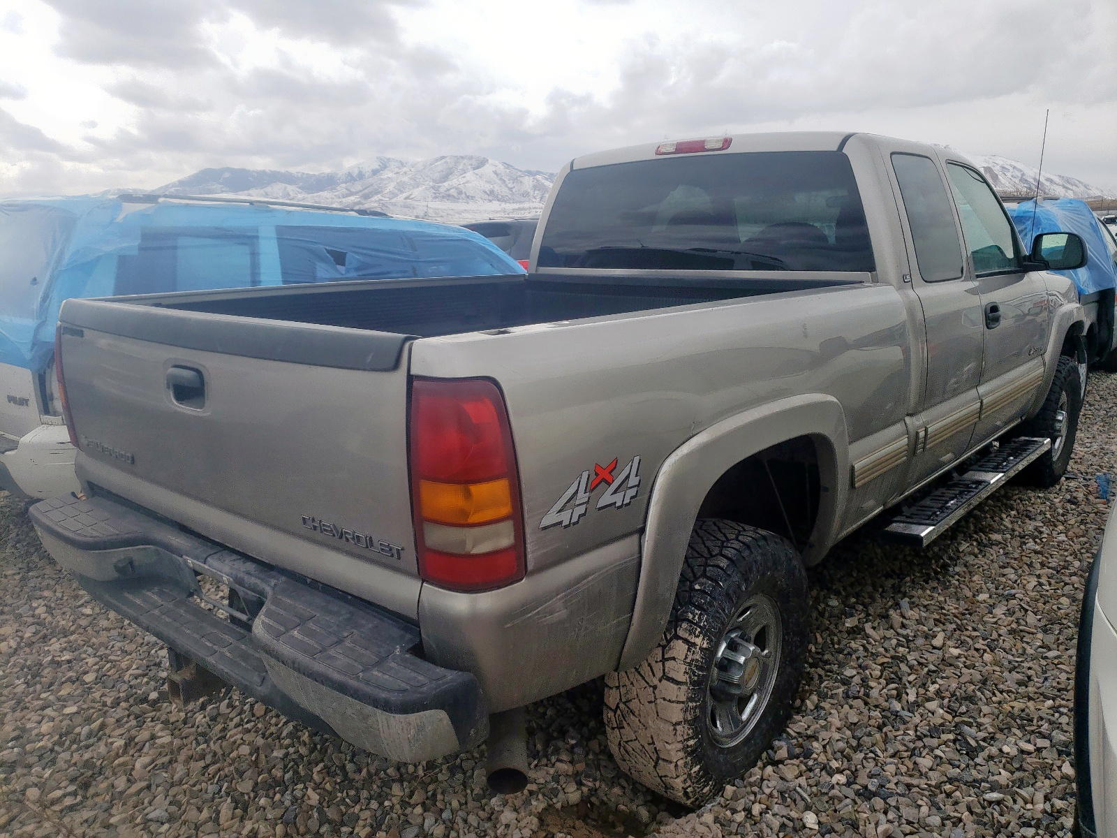 Photo 4 from auction – 2002 CHEVROLET SILVERADO with VIN 1GCHK29U22E161521