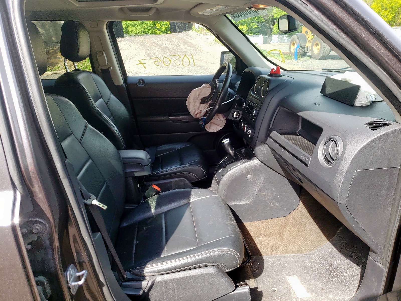Photo 5 from auction – 2017 JEEP PATRIOT with VIN 1C4NJRAB3HD172177