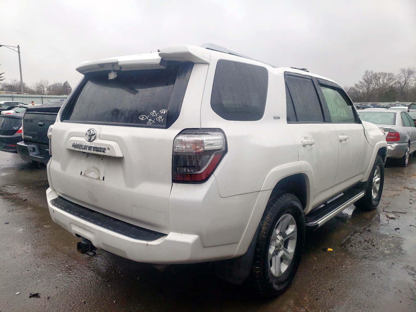 Photo 4 from auction – 2017 TOYOTA 4RUNNER SR with VIN JTEBU5JR0H5429446