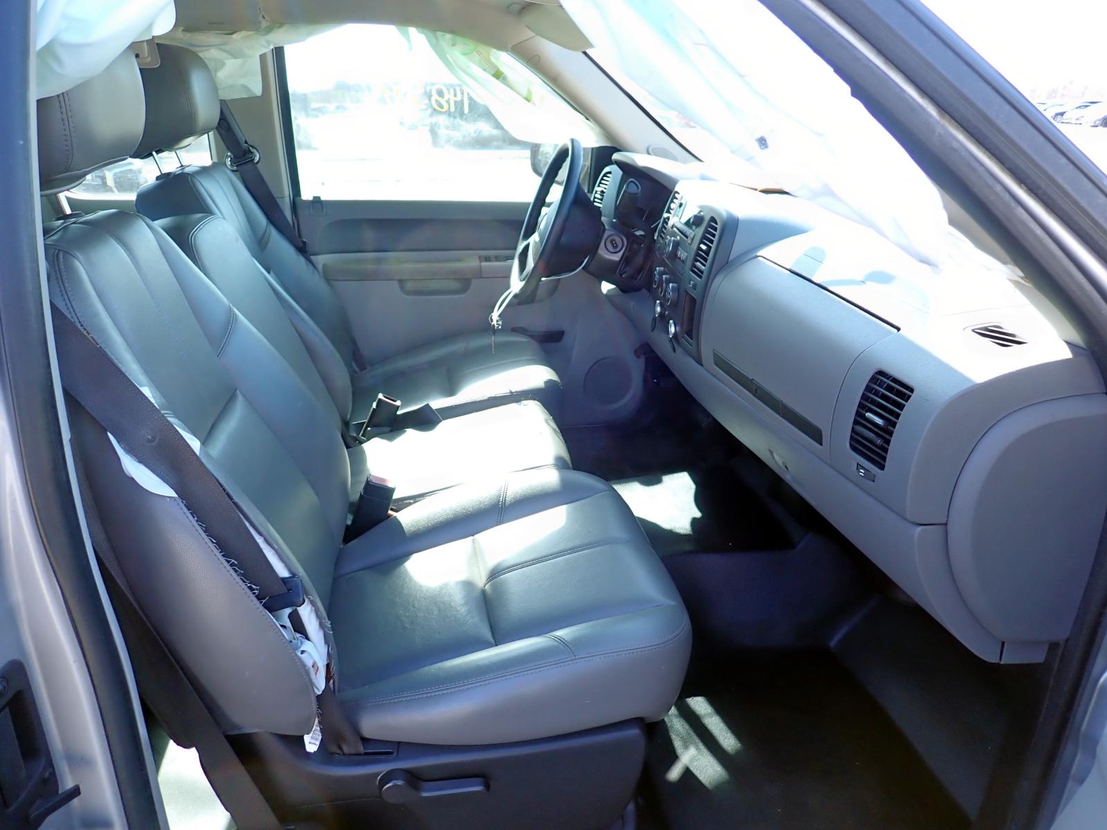 Photo 5 from auction – 2012 CHEVROLET SILVERADO with VIN 1GCRCPE03CZ353400