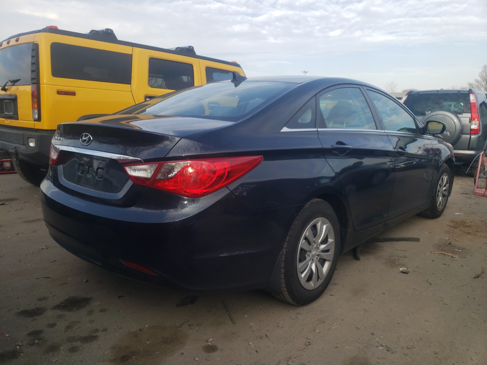 Photo 4 from auction – 2011 HYUNDAI SONATA GLS with VIN 5NPEB4ACXBH253266