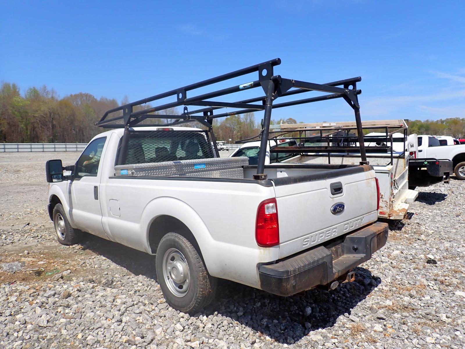Photo 3 from auction – 2015 FORD F250 SUPER with VIN 1FTBF2A62FED59254