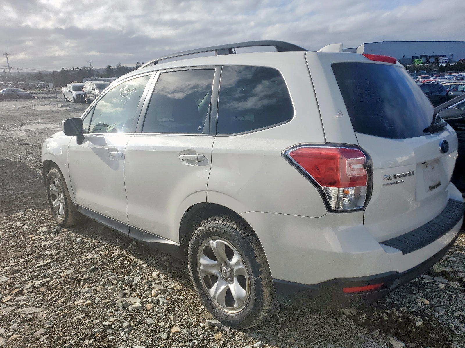 Photo 3 from auction – 2017 SUBARU FORESTER 2 with VIN JF2SJEBC0HH441393