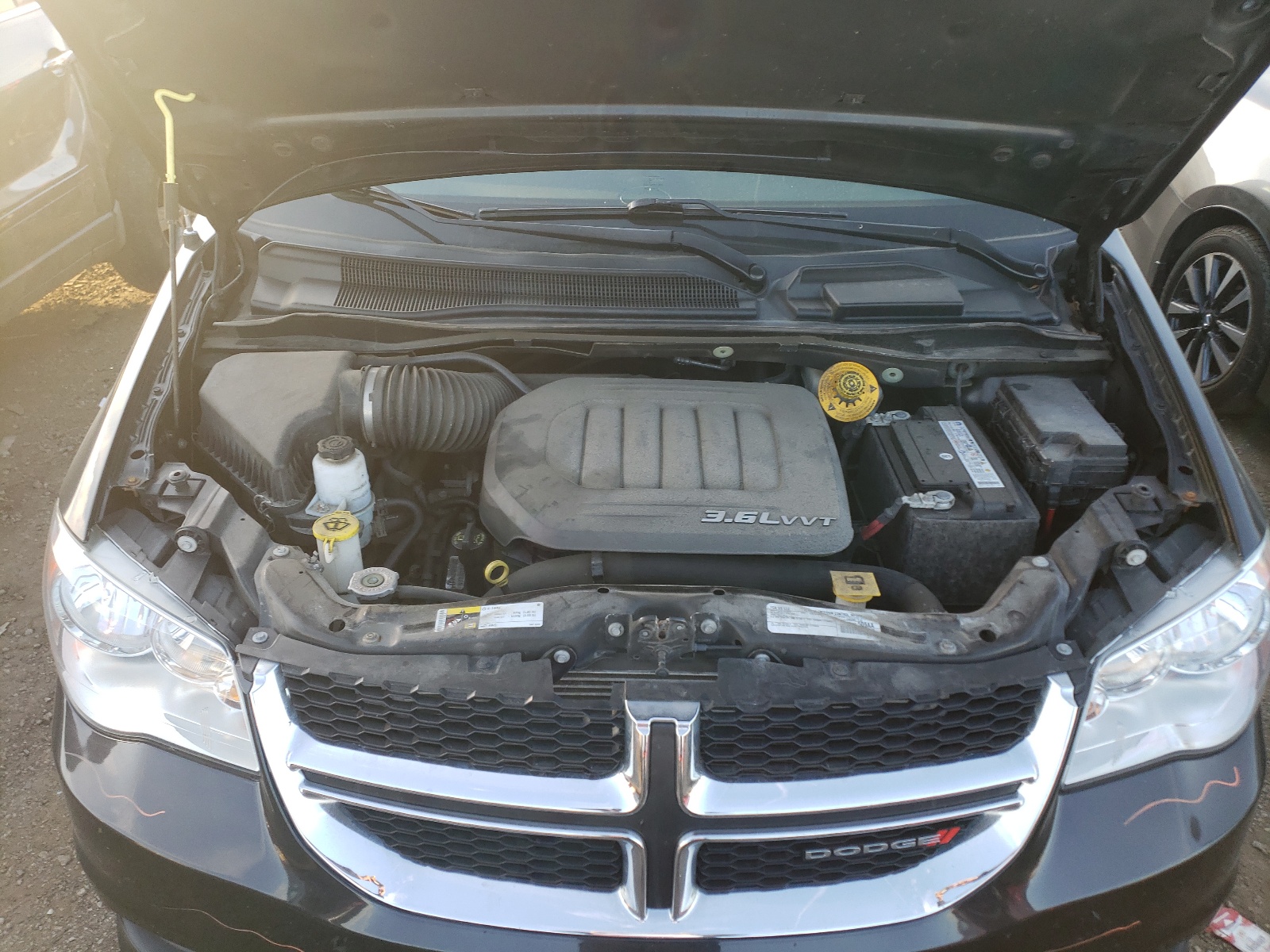 Photo 7 from auction – 2016 DODGE GRAND CARA with VIN 2C4RDGBGXGR196057