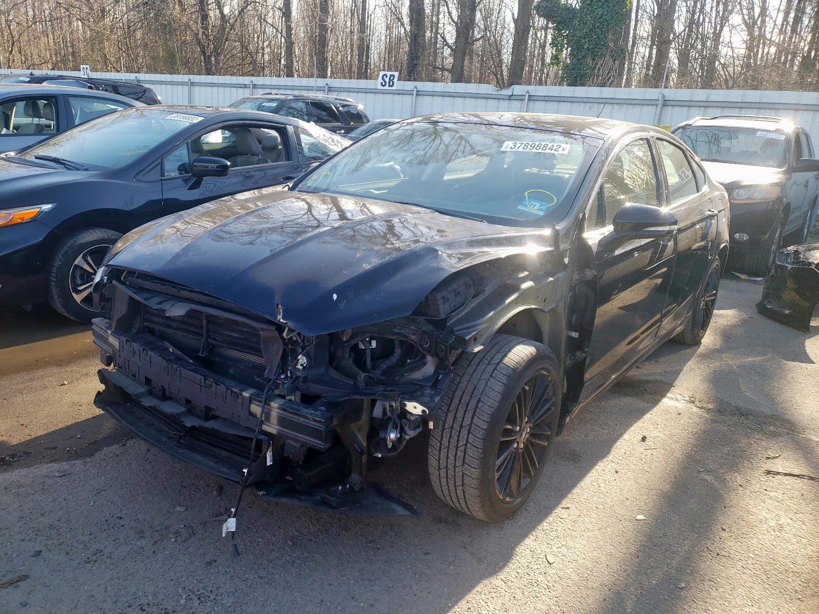 Photo 2 from auction – 2016 FORD FUSION SE with VIN 3FA6P0HD6GR253482