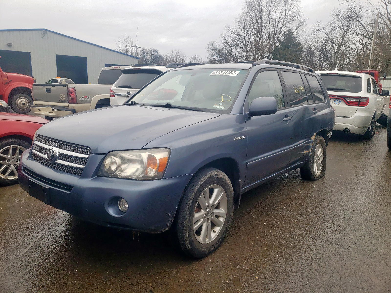 Photo 2 from auction – 2006 TOYOTA HIGHLANDER with VIN JTEEW21A560014780