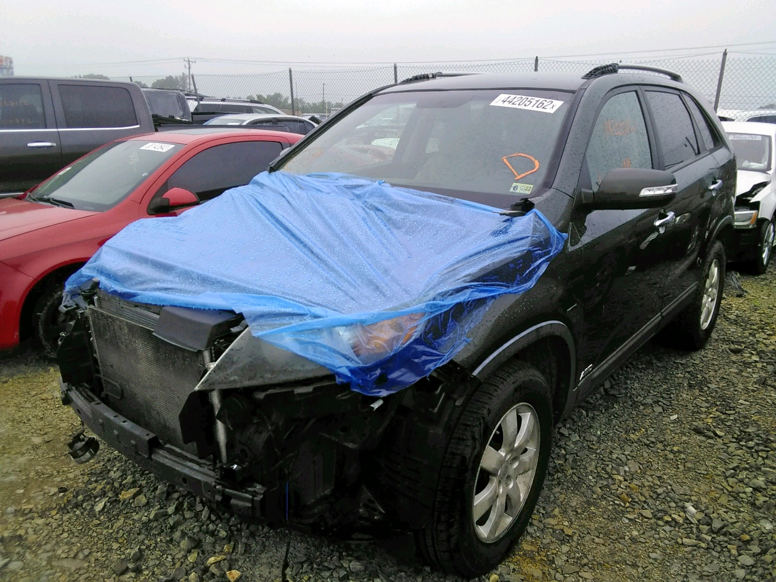 Photo 2 from auction – 2011 KIA SORENTO BA with VIN 5XYKTCA10BG141477