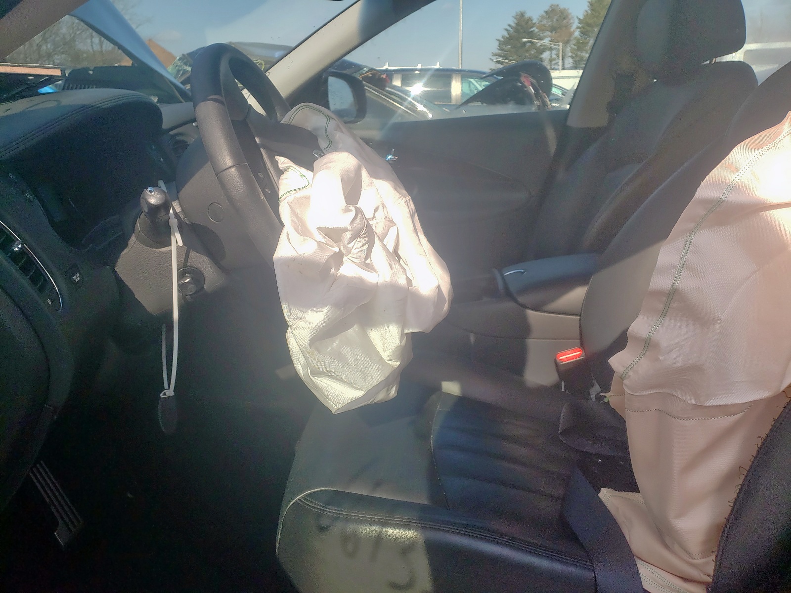 Photo 5 from auction – 2017 INFINITI QX50 with VIN JN1BJ0RR6HM413541