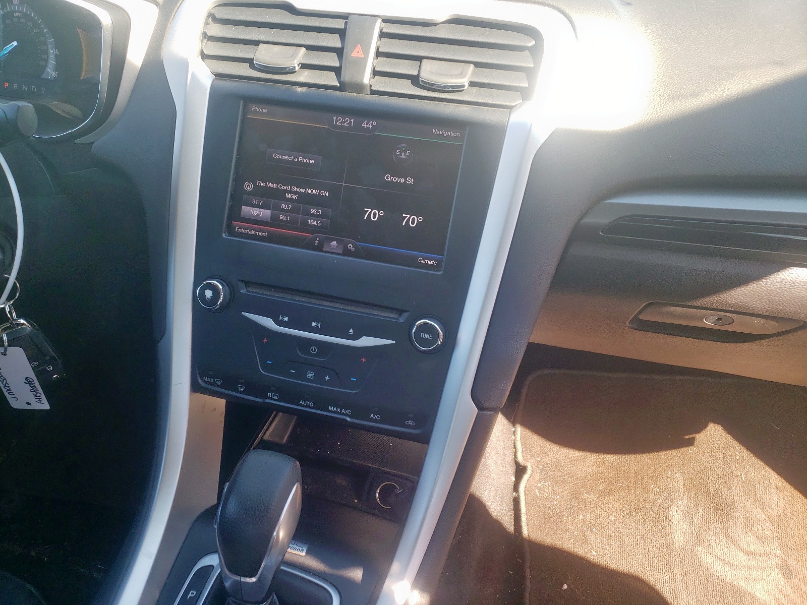 Photo 9 from auction – 2013 FORD FUSION SE with VIN 3FA6P0H71DR224459