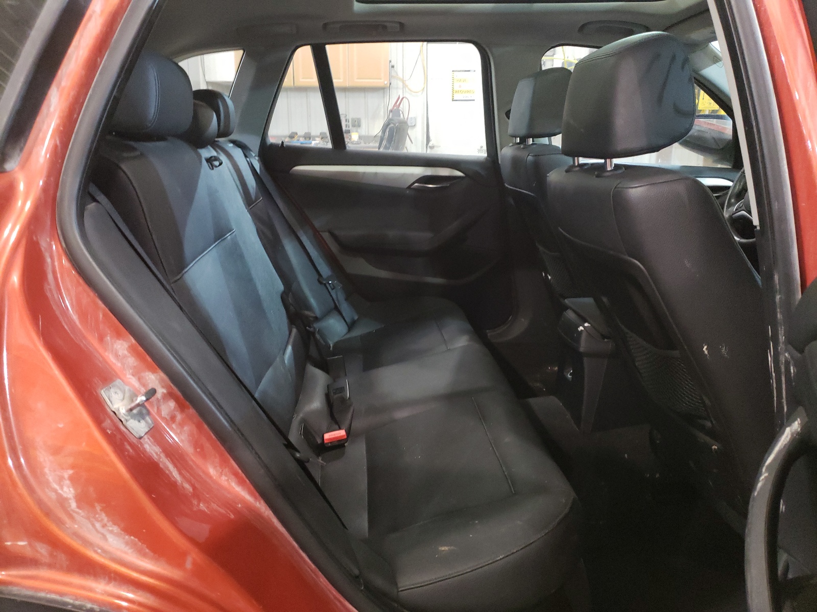 Photo 6 from auction – 2013 BMW X1 XDRIVE2 with VIN WBAVL1C59DVR92574