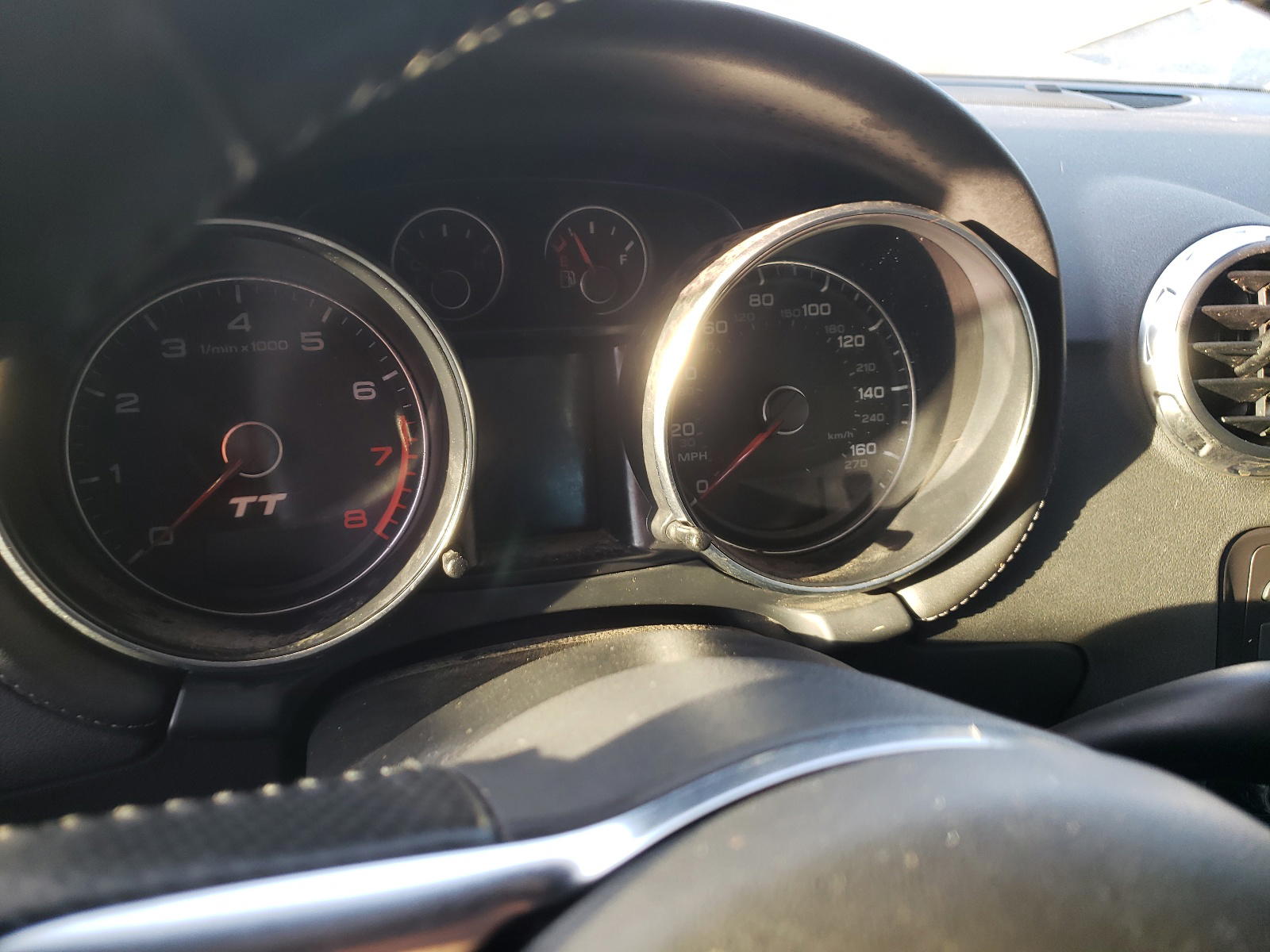 Photo 8 from auction – 2008 AUDI TT 3.2 QUA with VIN TRURD38J281016223