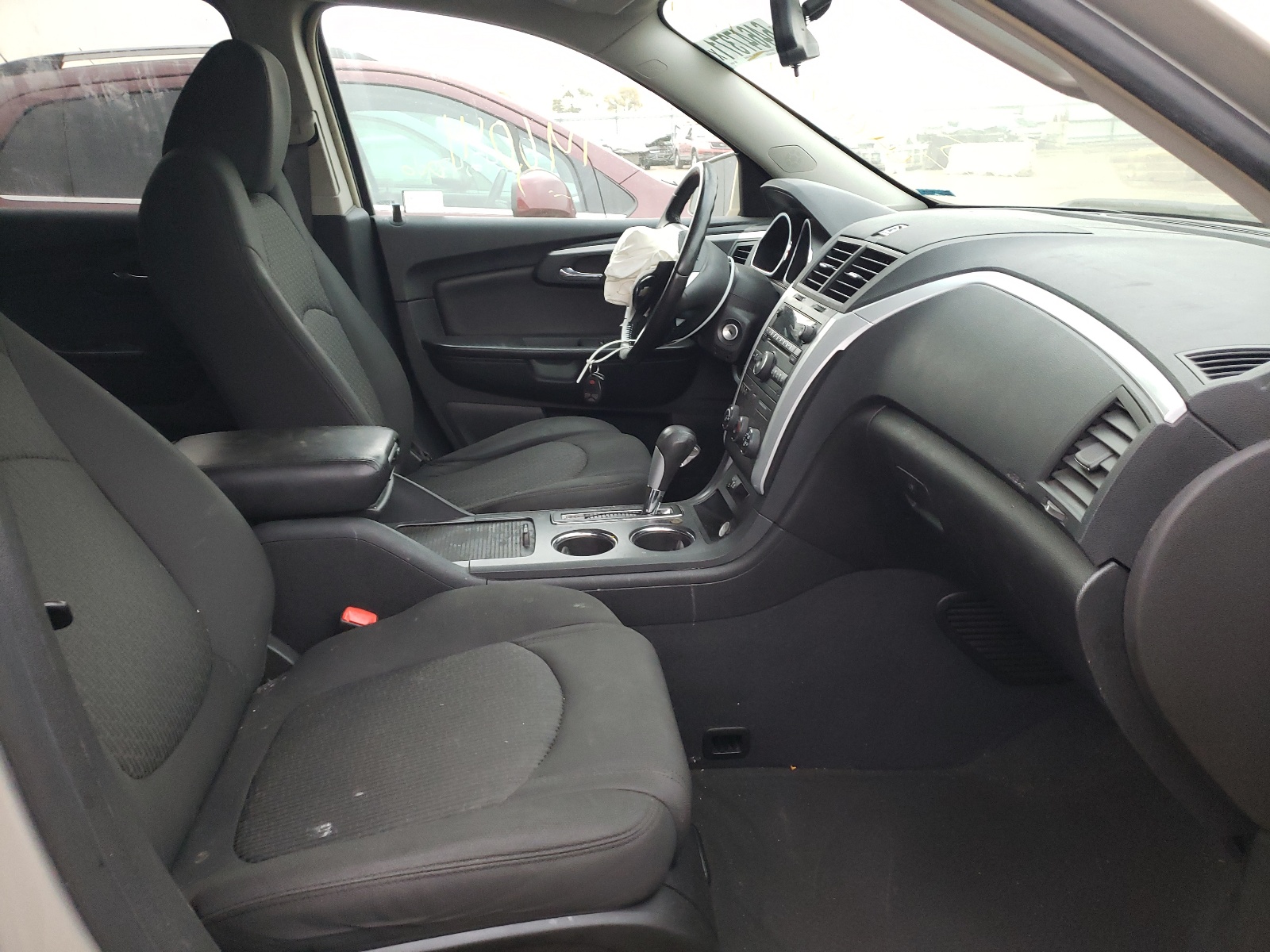Photo 5 from auction – 2009 CHEVROLET TRAVERSE L with VIN 1GNER23D19S162539