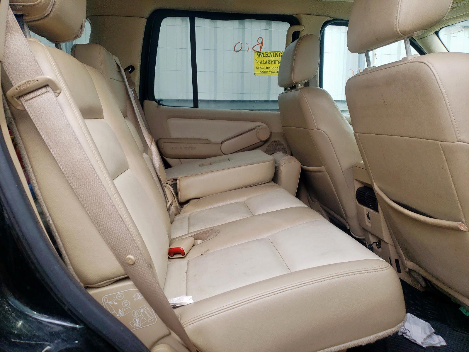 Photo 6 from auction – 2006 FORD EXPLORER E with VIN 1FMEU74E16UB39771