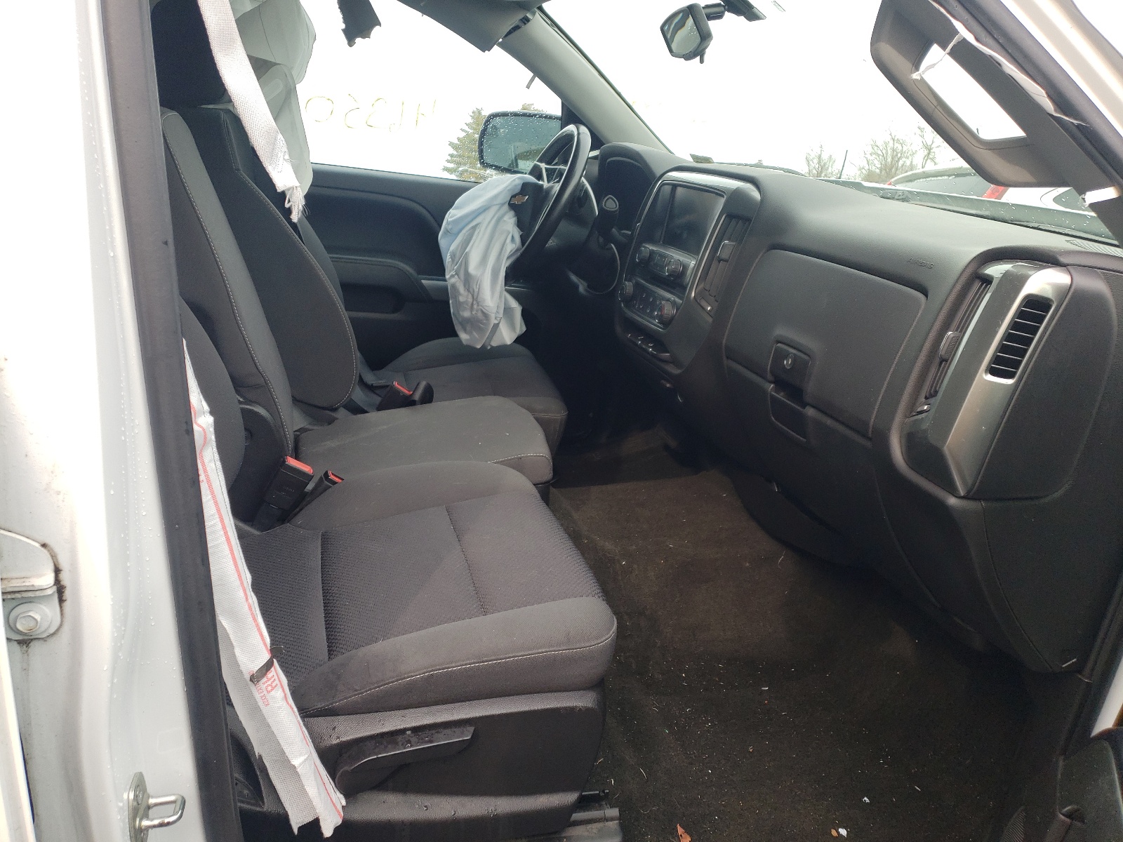 Photo 5 from auction – 2018 CHEVROLET SILVERADO with VIN 1GCVKREC9JZ193057