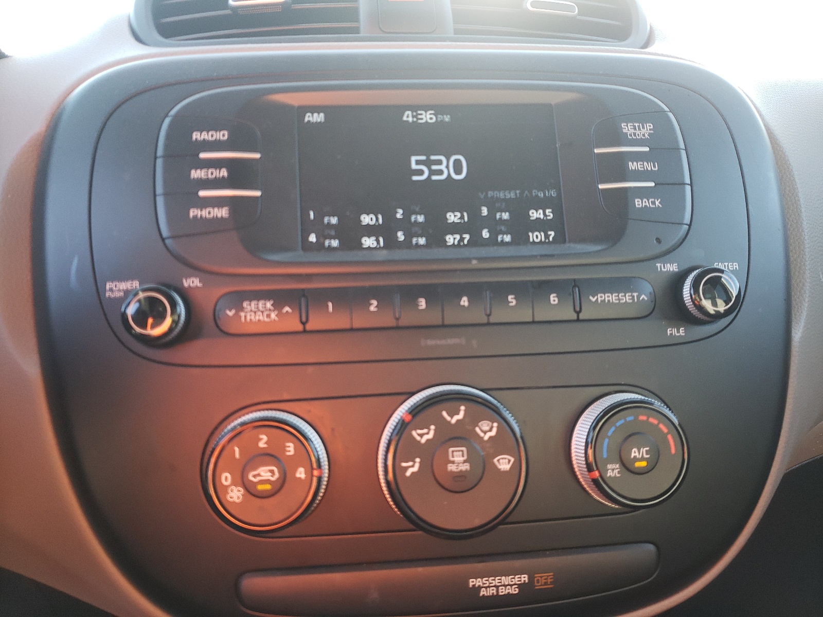 Photo 9 from auction – 2017 KIA SOUL with VIN KNDJN2A22H7455730