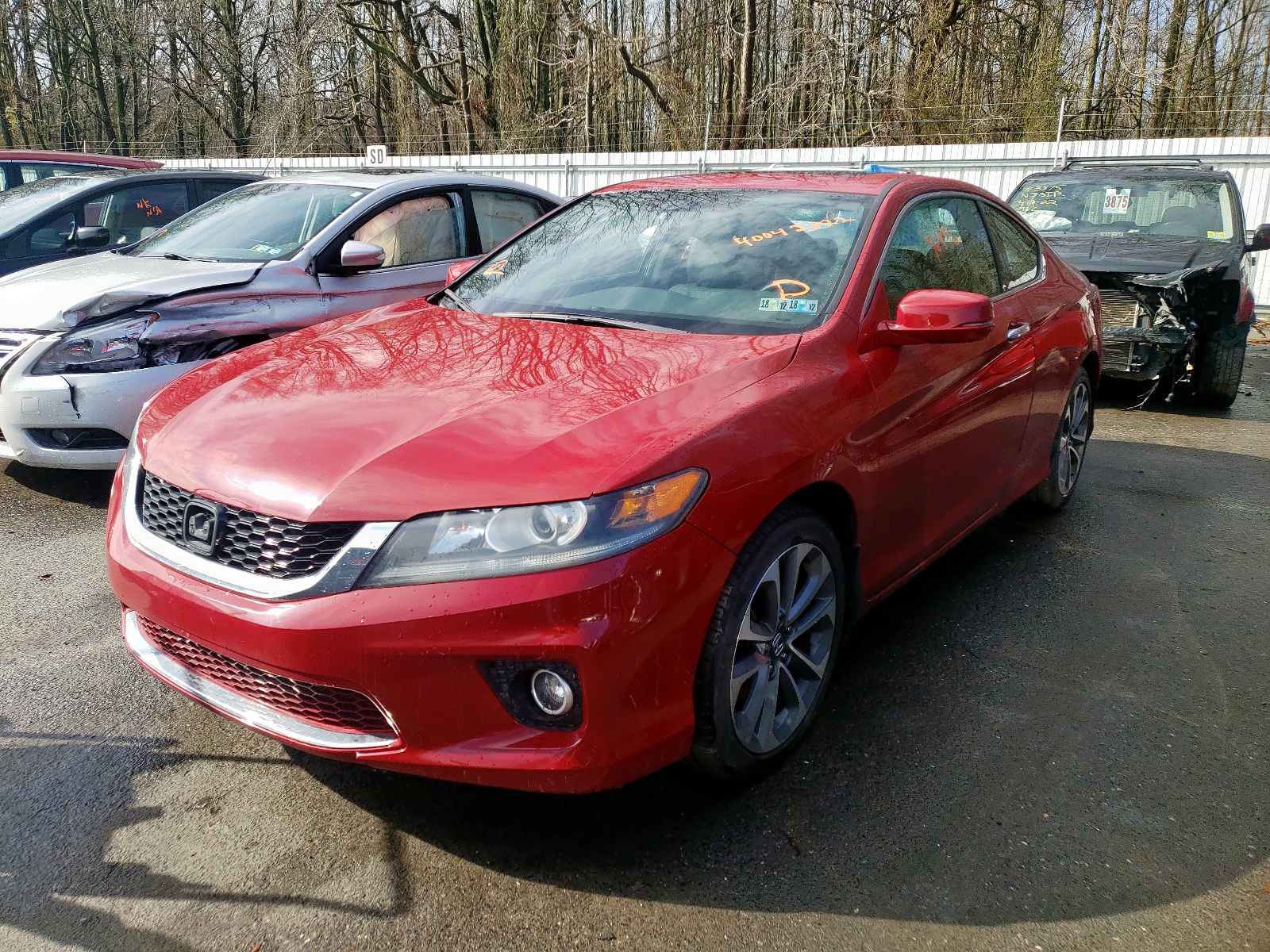 Photo 2 from auction – 2015 HONDA ACCORD EXL with VIN 1HGCT2A81FA004034