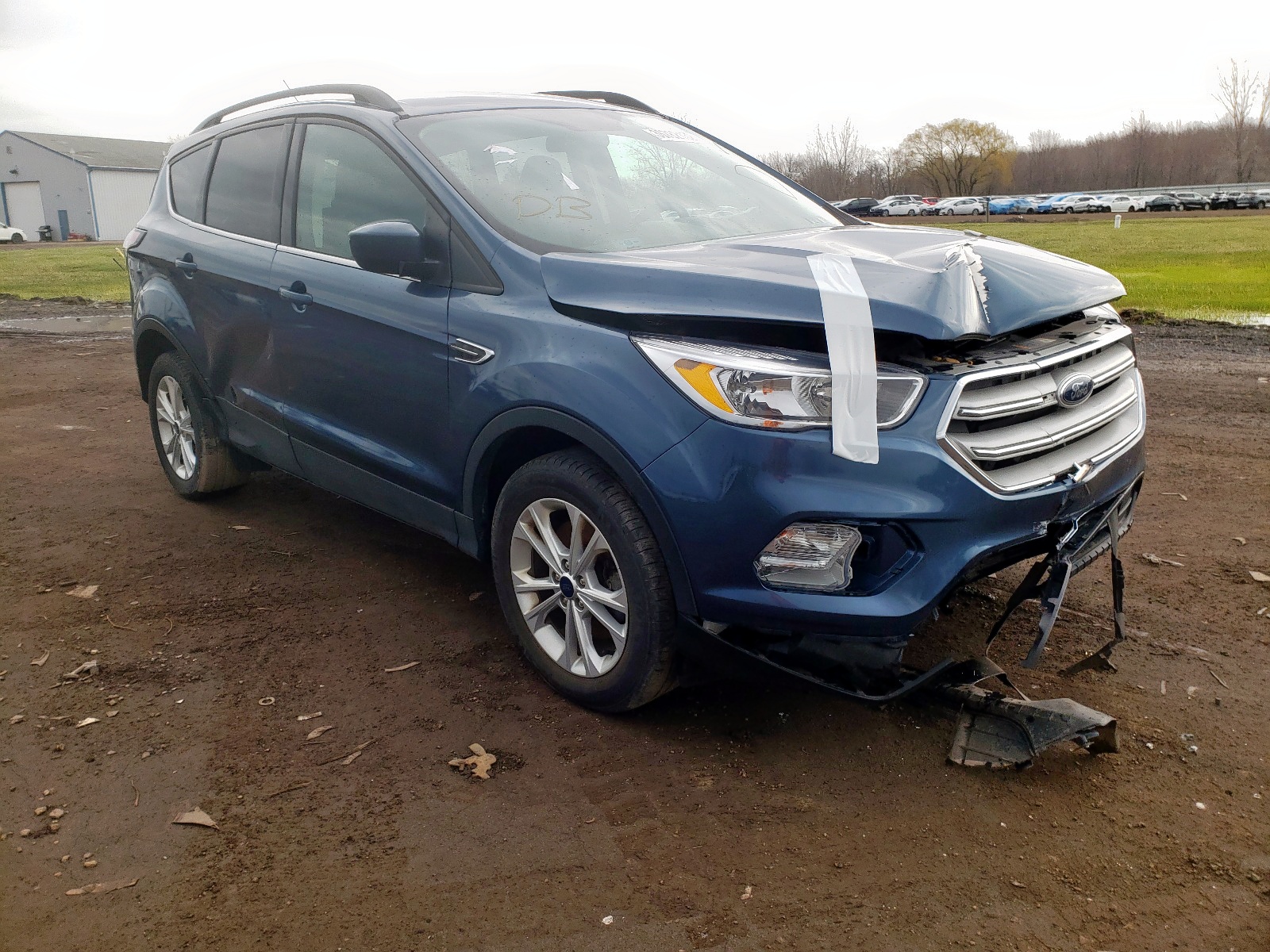 Photo 1 from auction – 2018 FORD ESCAPE SE with VIN 1FMCU9GD8JUC30082