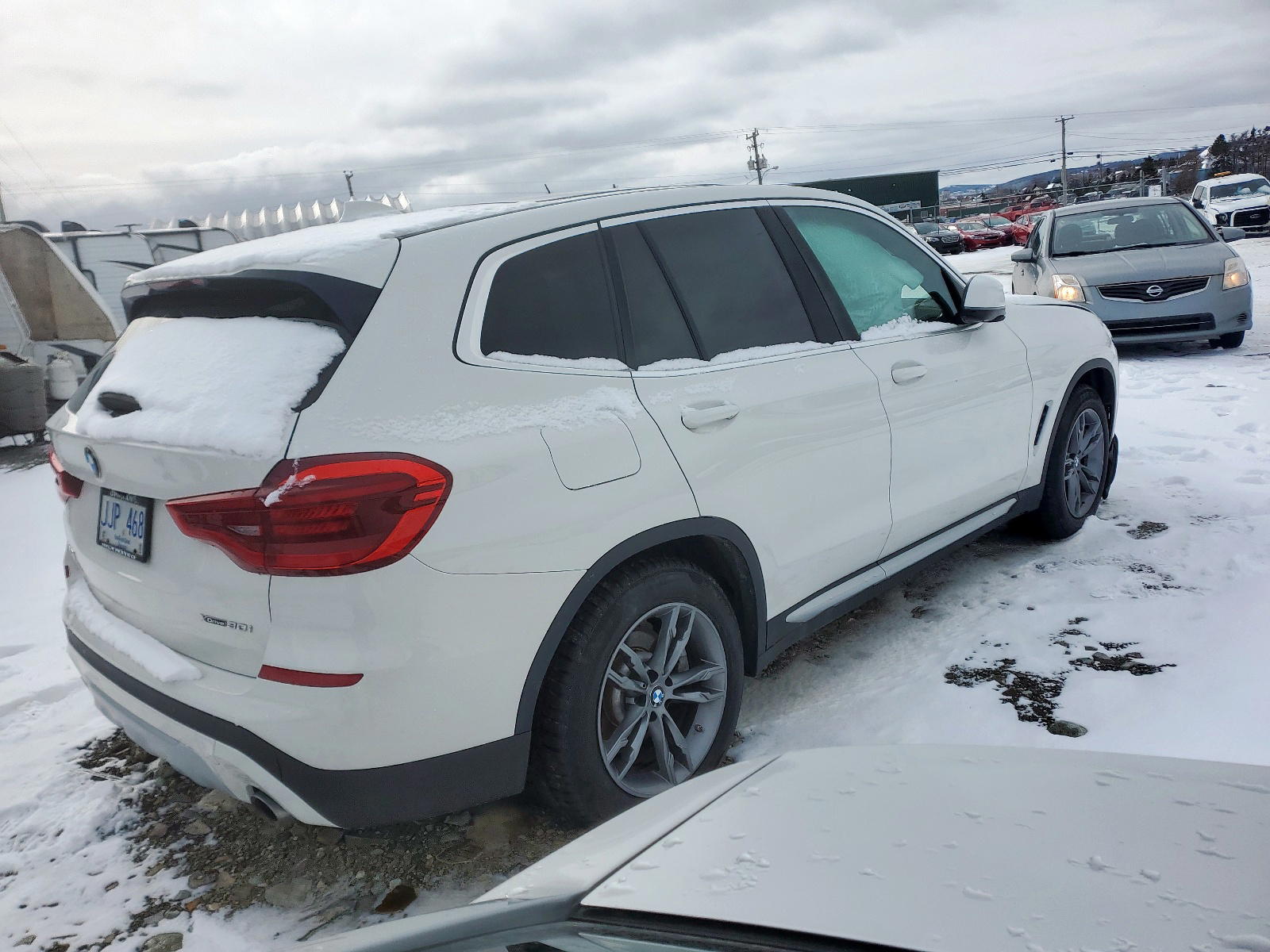 Photo 4 from auction – 2018 BMW X3 XDRIVE3 with VIN 5UXTR9C53JLD73159