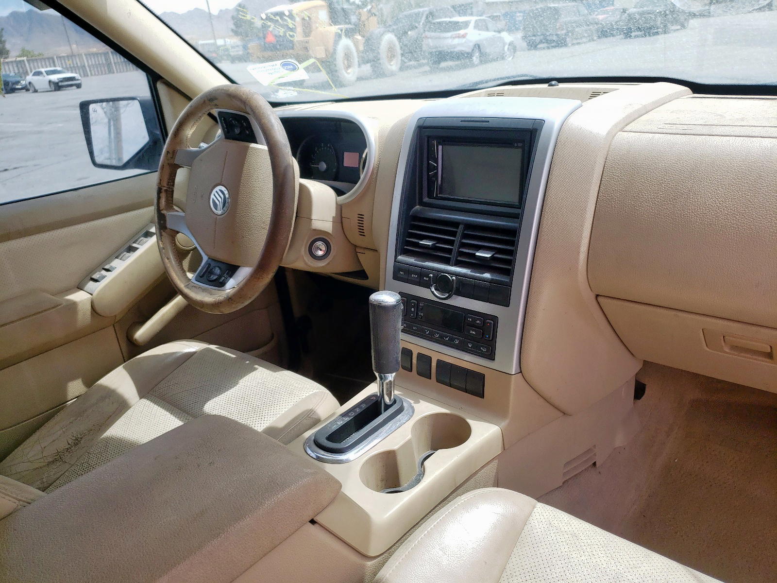 Photo 9 from auction – 2006 MERCURY MOUNTAINEE with VIN 4M2EU37E76UJ24887