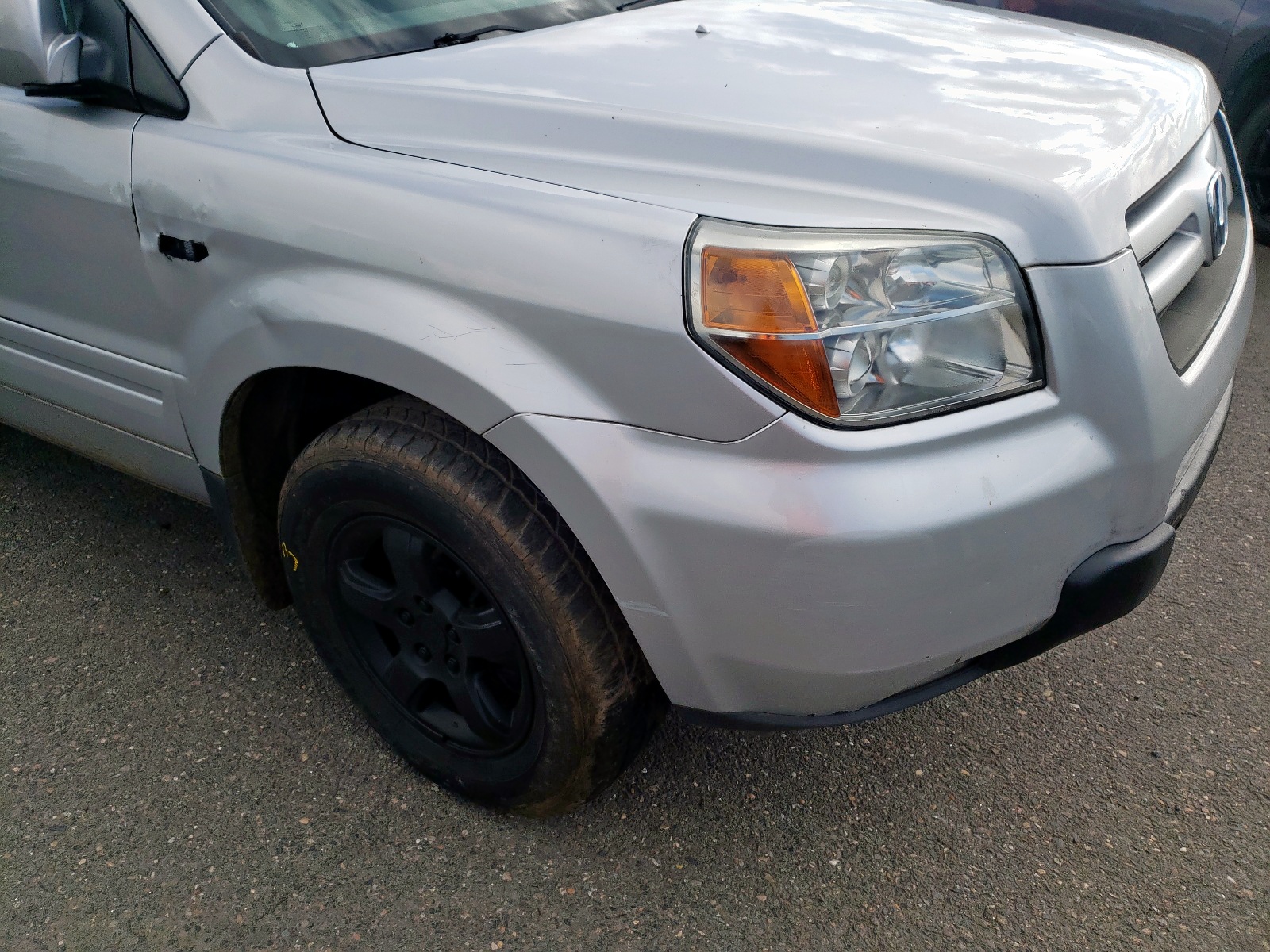 Photo 10 from auction – 2006 HONDA PILOT EX with VIN 2HKYF18736H519600