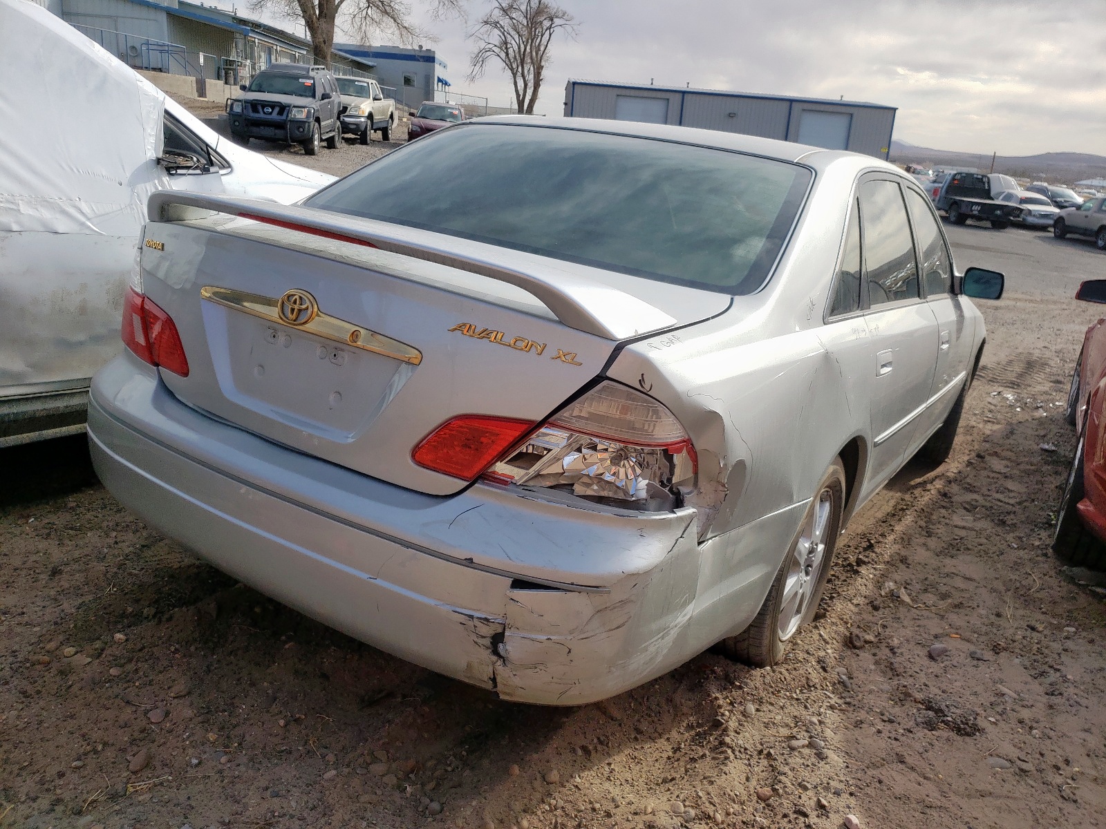 Photo 4 from auction – 2003 TOYOTA AVALON XL with VIN 4T1BF28B03U336538