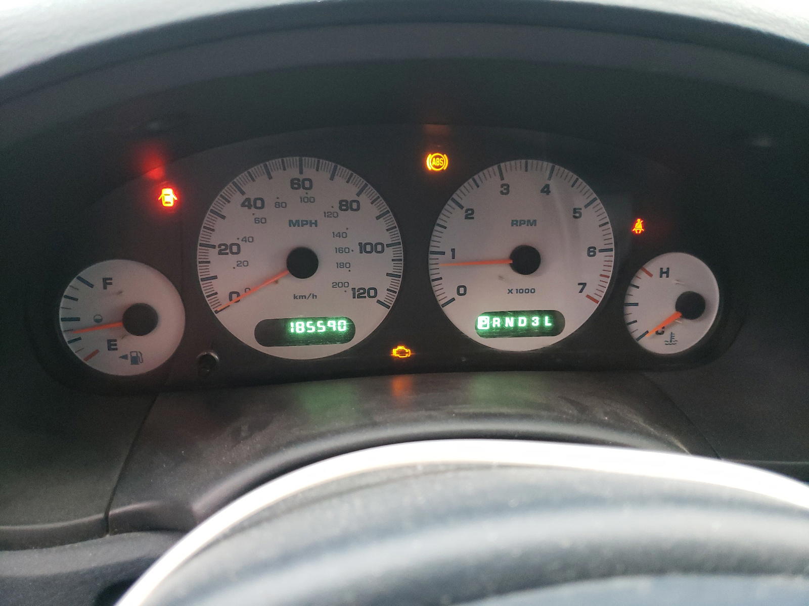Photo 8 from auction – 2003 DODGE GRAND CARA with VIN 2D4GP44L53R134666