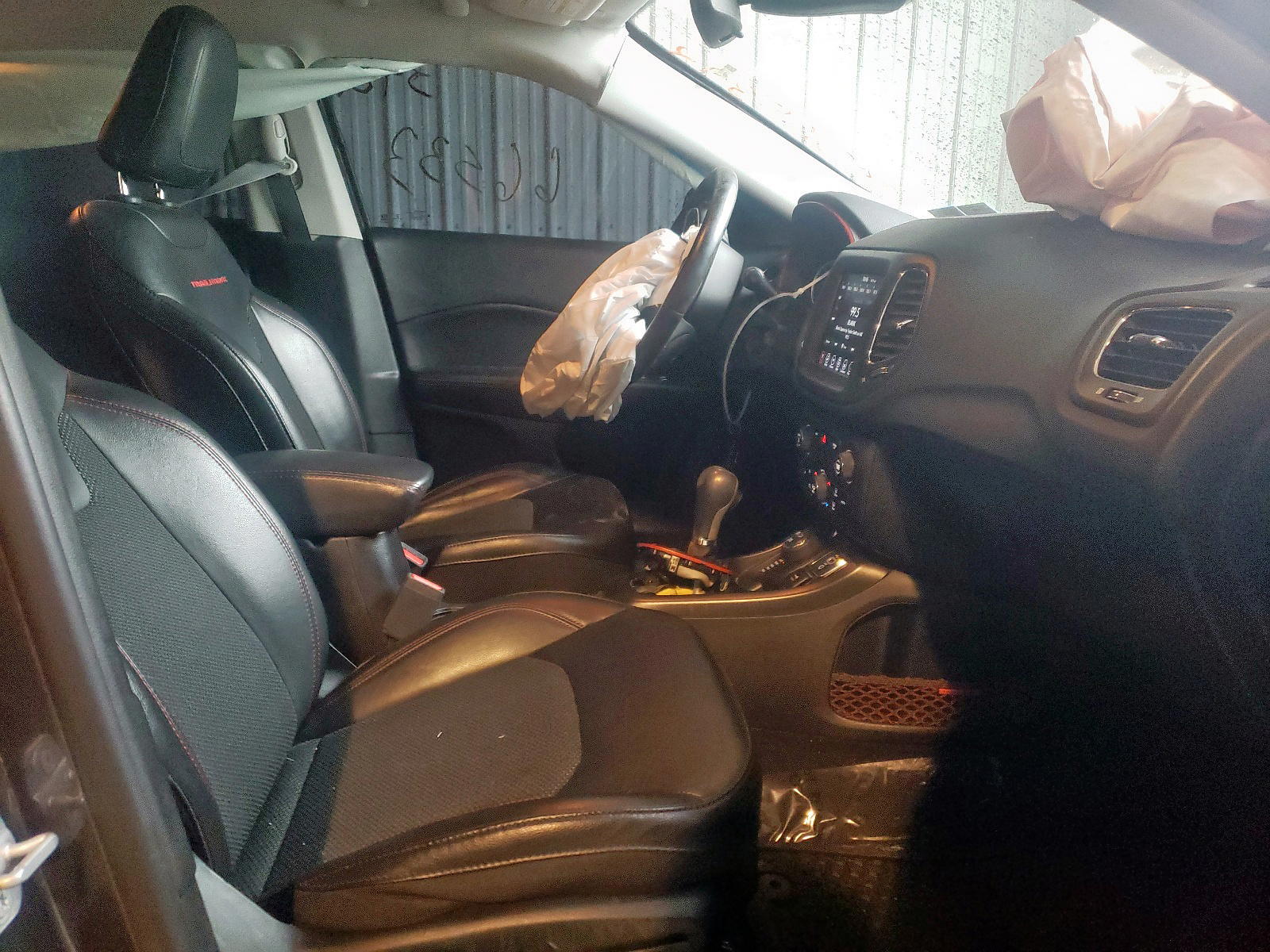 Photo 5 from auction – 2019 JEEP COMPASS TR with VIN 3C4NJDDB9KT733434