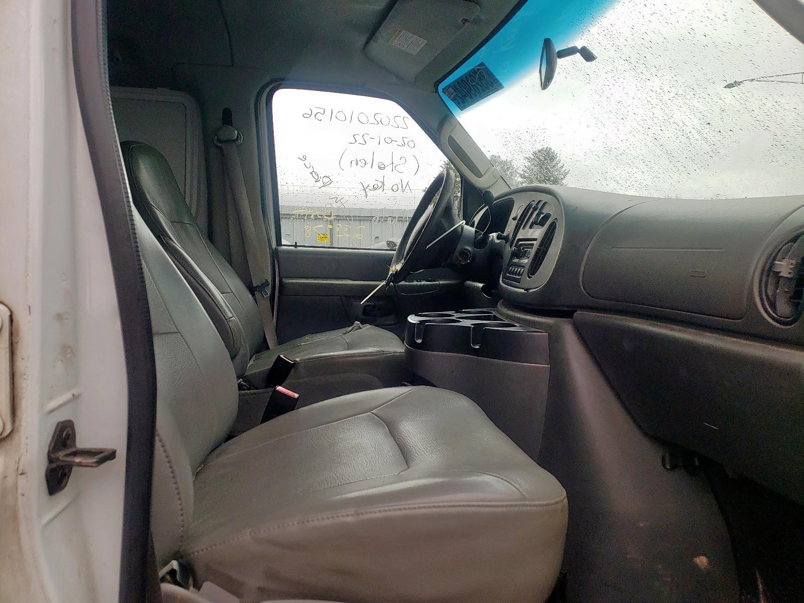 Photo 5 from auction – 2008 FORD ECONOLINE with VIN 1FTNS24W58DA18850
