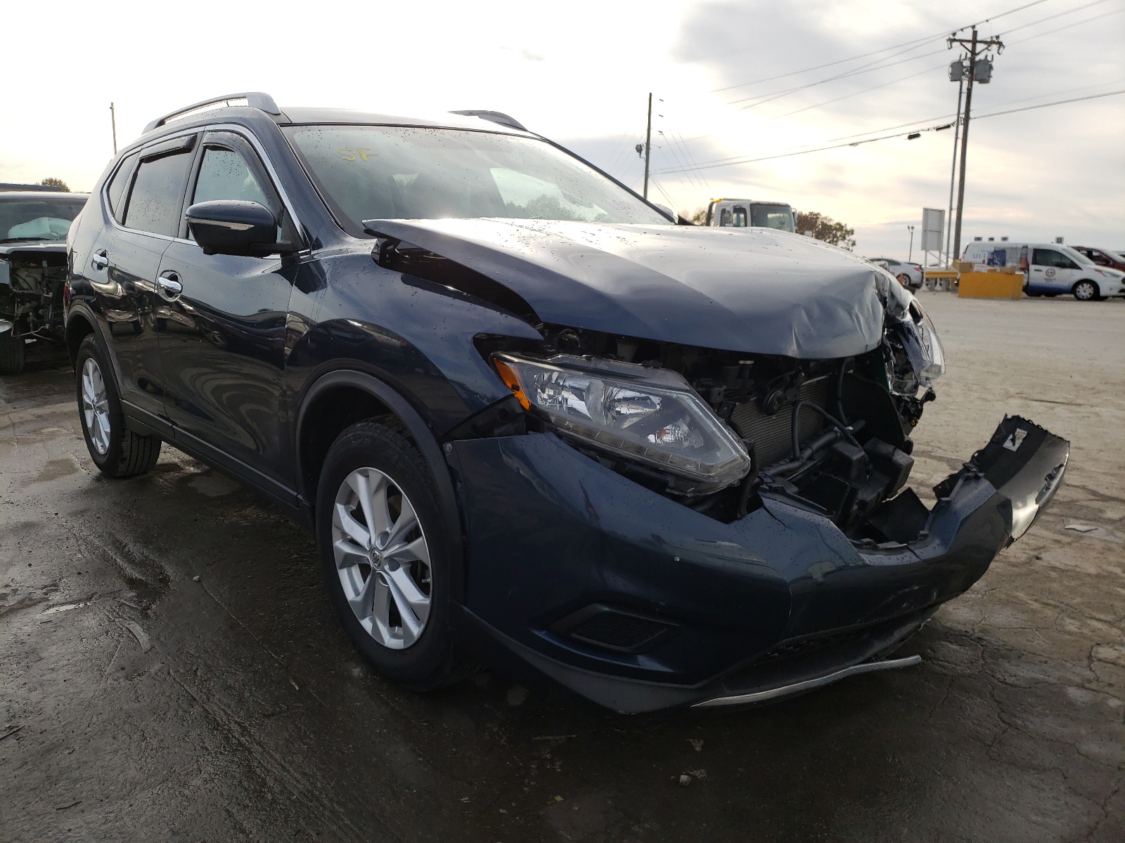 NISSAN ROGUE S 2015 with VIN 5N1AT2MT5FC923623 - Photo from auction