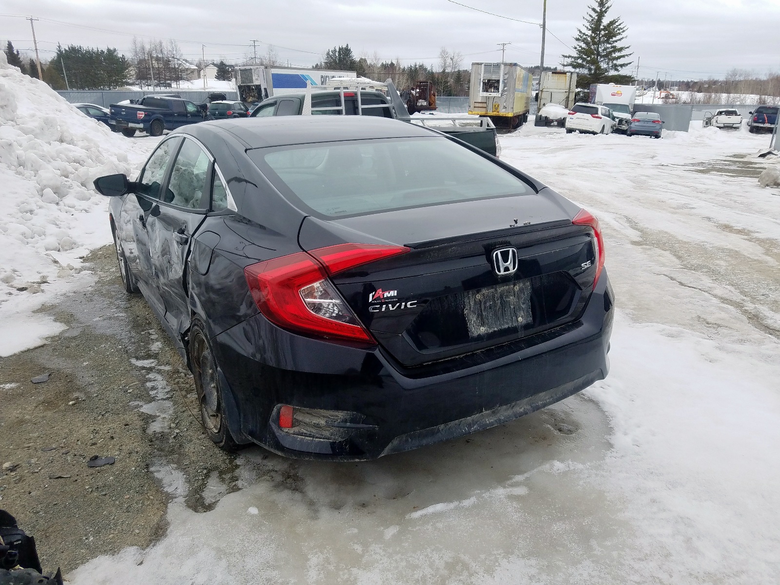 Photo 3 from auction – 2018 HONDA CIVIC LX with VIN 2HGFC2F60JH010096