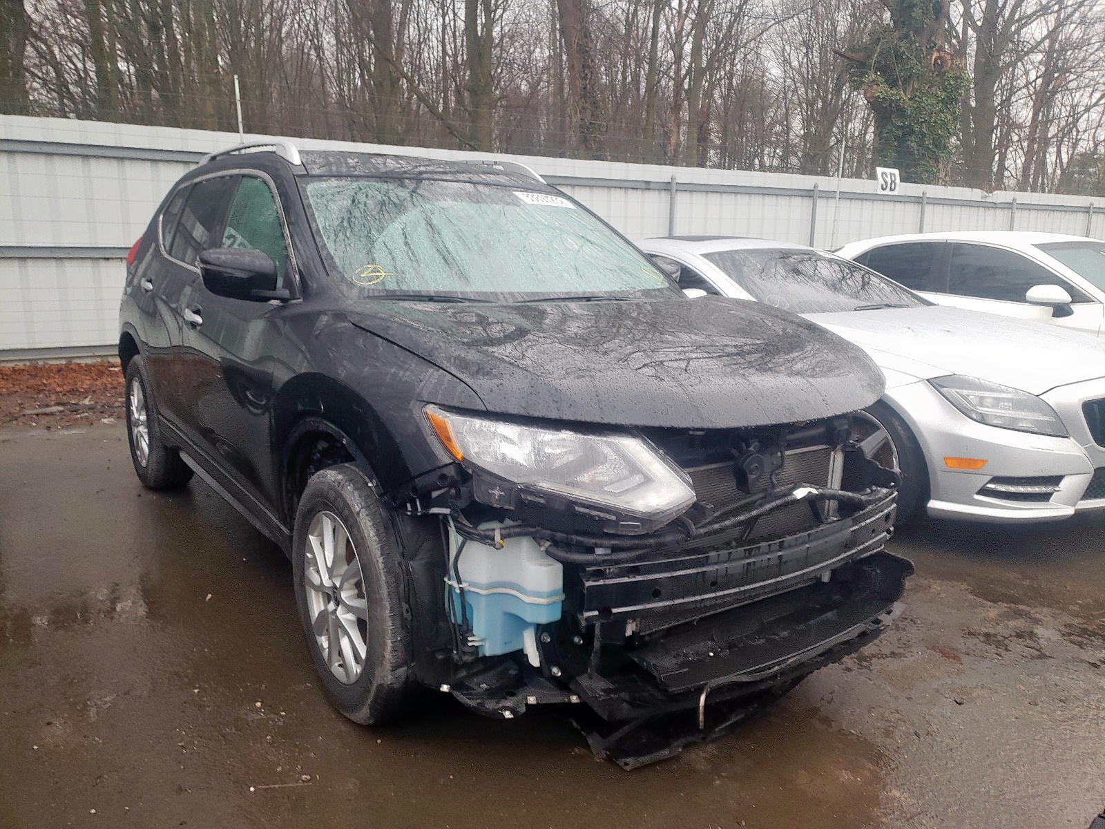 Photo 1 from auction – 2017 NISSAN ROGUE S with VIN KNMAT2MV6HP515505