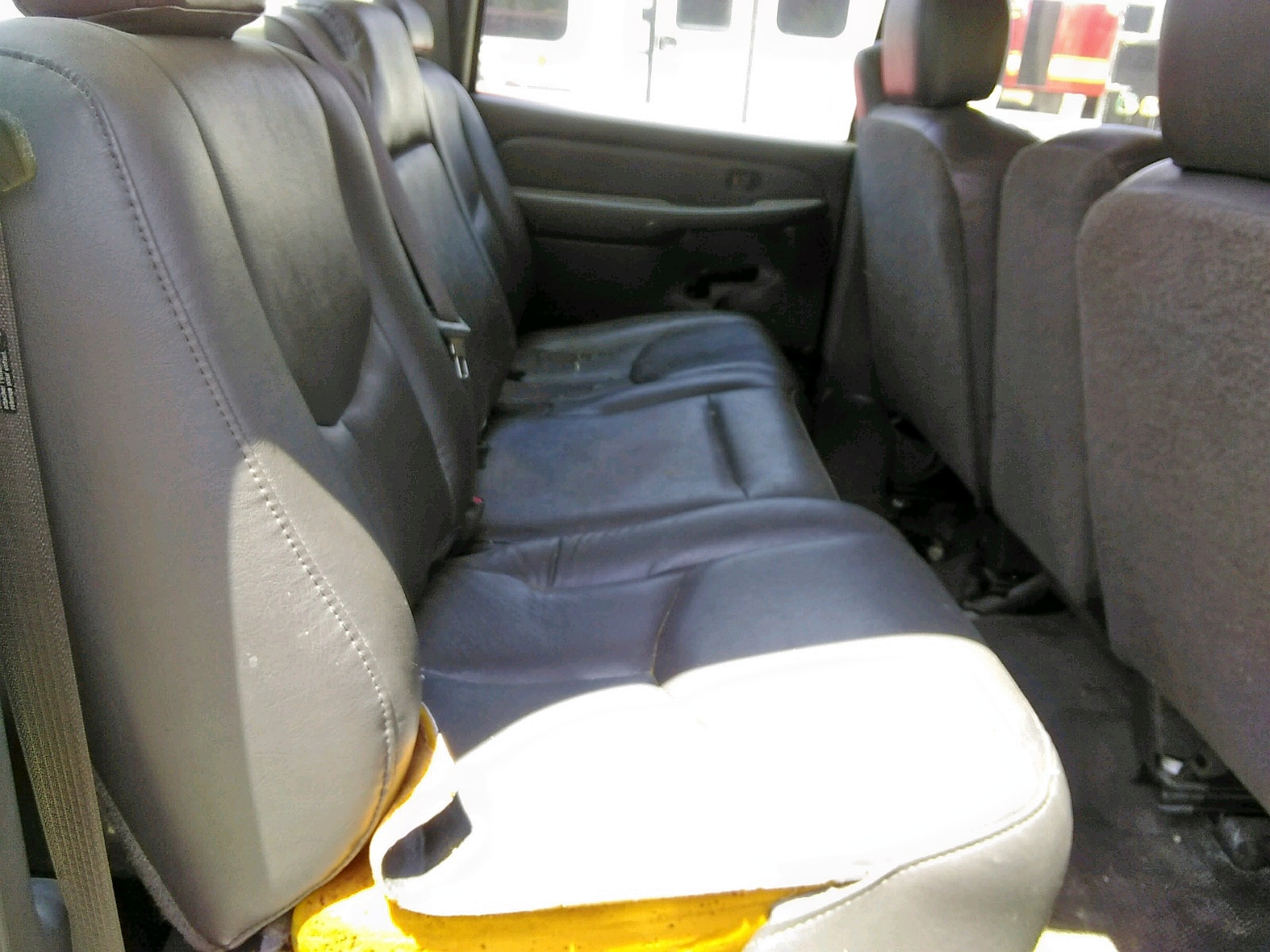Photo 6 from auction – 2003 GMC NEW SIERRA with VIN 1GTJK331X3F154432