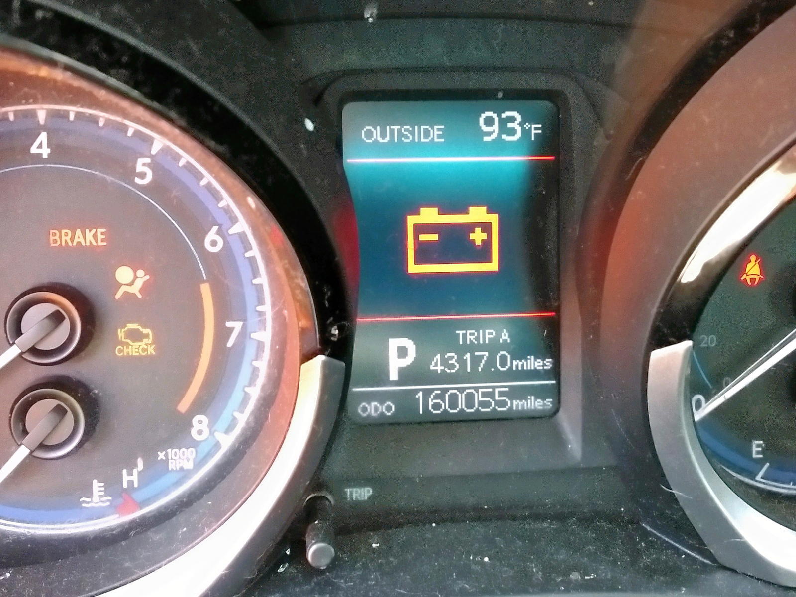 Photo 8 from auction – 2014 TOYOTA COROLLA L with VIN 2T1BURHE1EC116175
