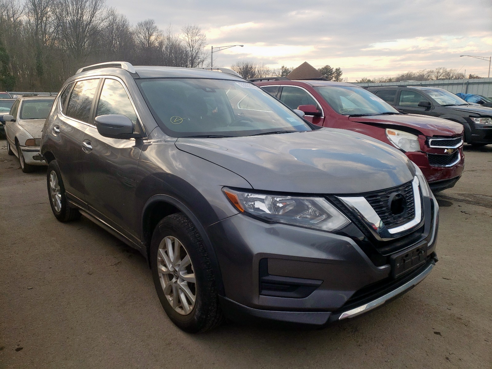 Photo 1 from auction – 2019 NISSAN ROGUE S with VIN KNMAT2MV0KP521954