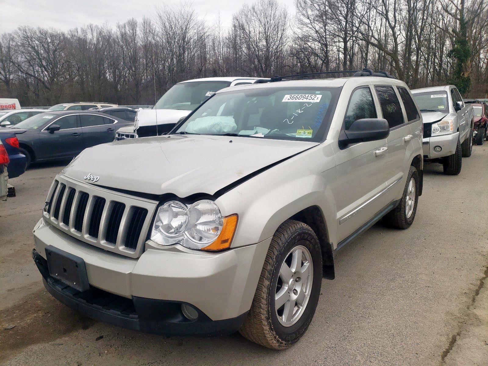 Photo 2 from auction – 2010 JEEP GRAND CHER with VIN 1J4PR4GK8AC135451