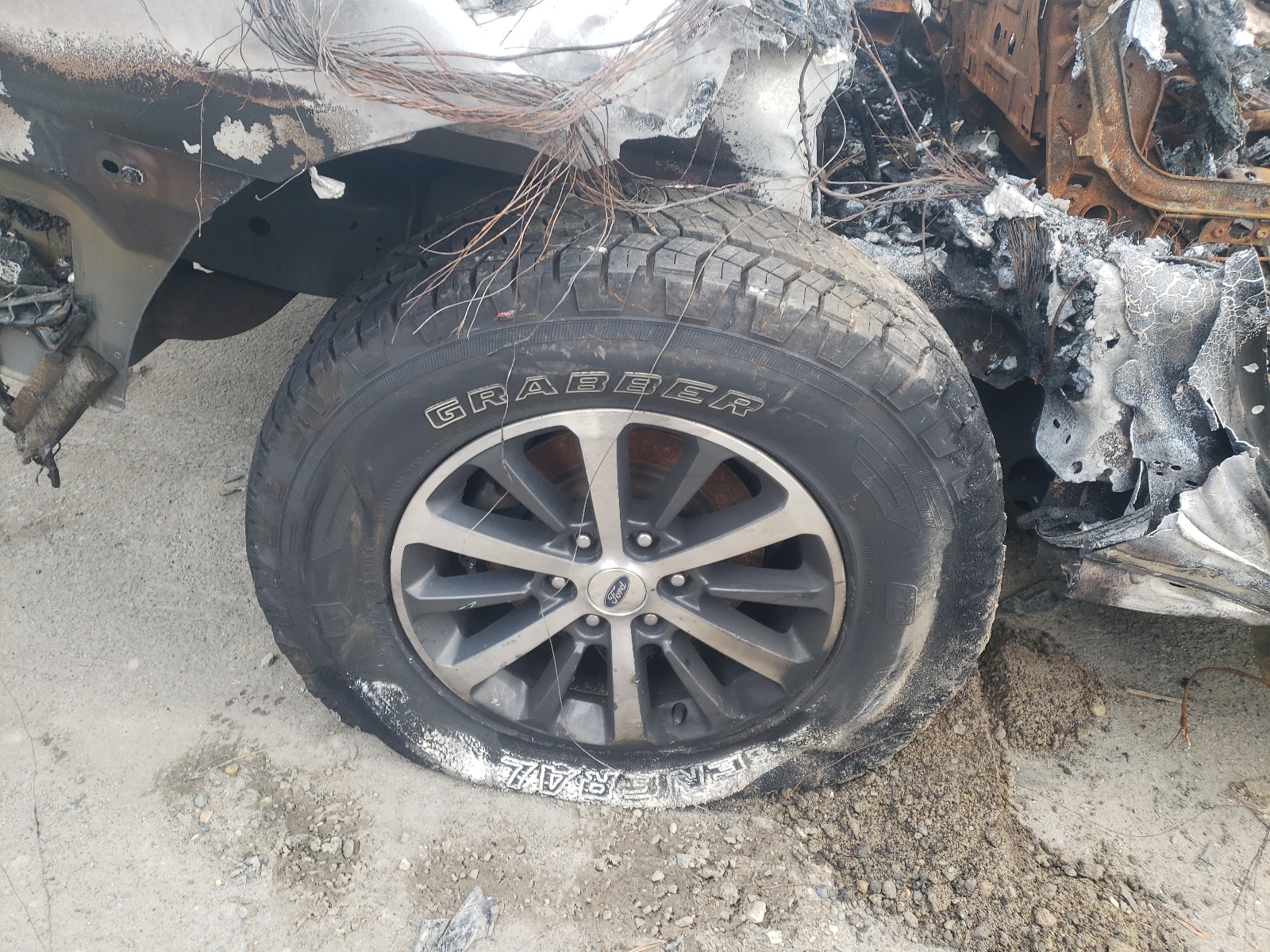 Photo 10 from auction – 2018 FORD EXPEDITION with VIN 1FMJU1JT2JEA38305